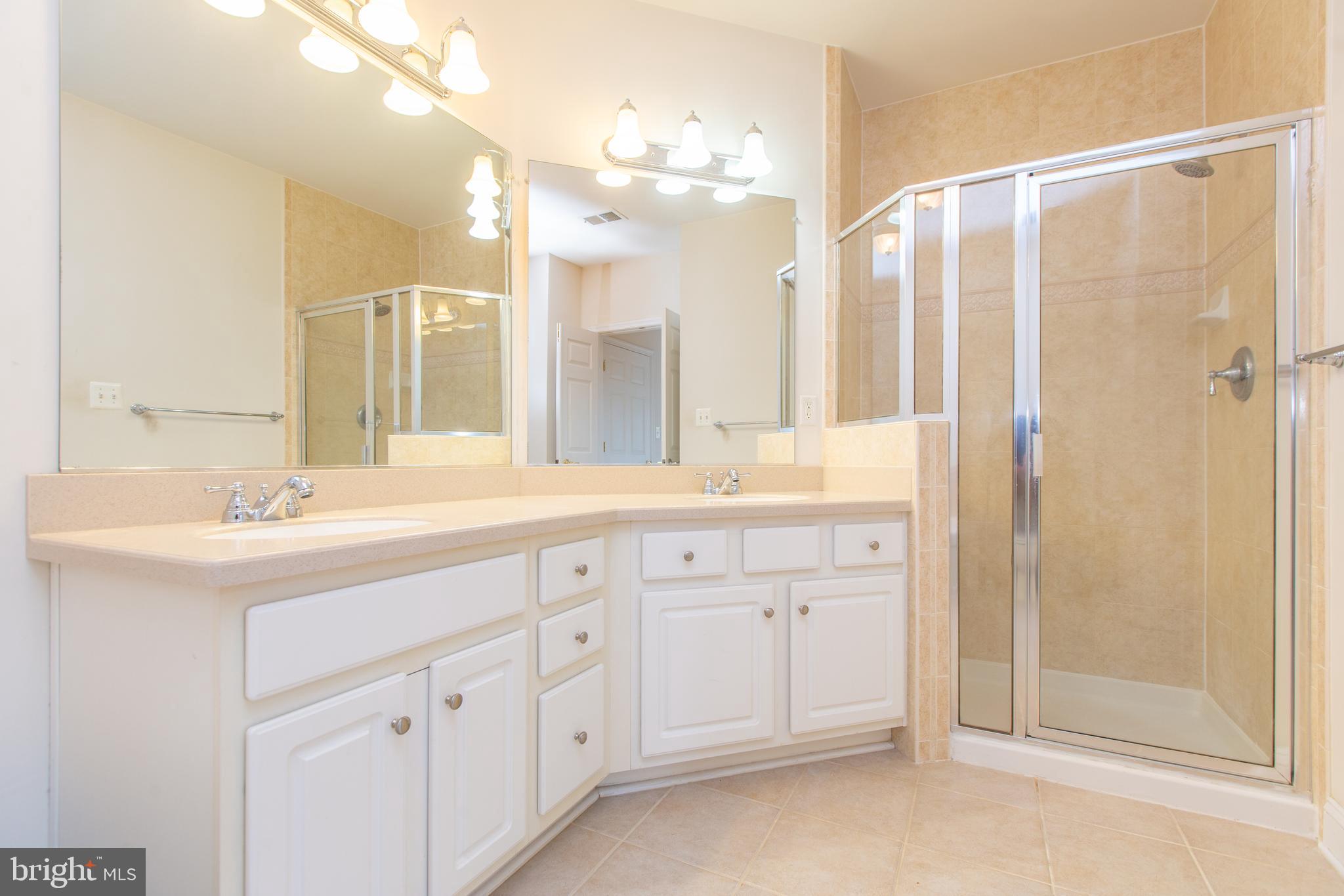 KING FARM - Residential Lease