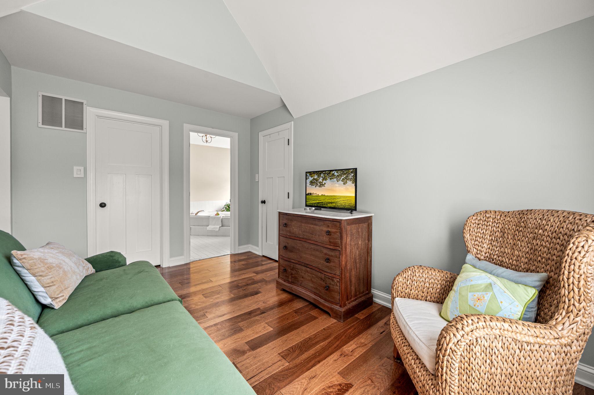 RIDINGS OF MALVERN - Residential