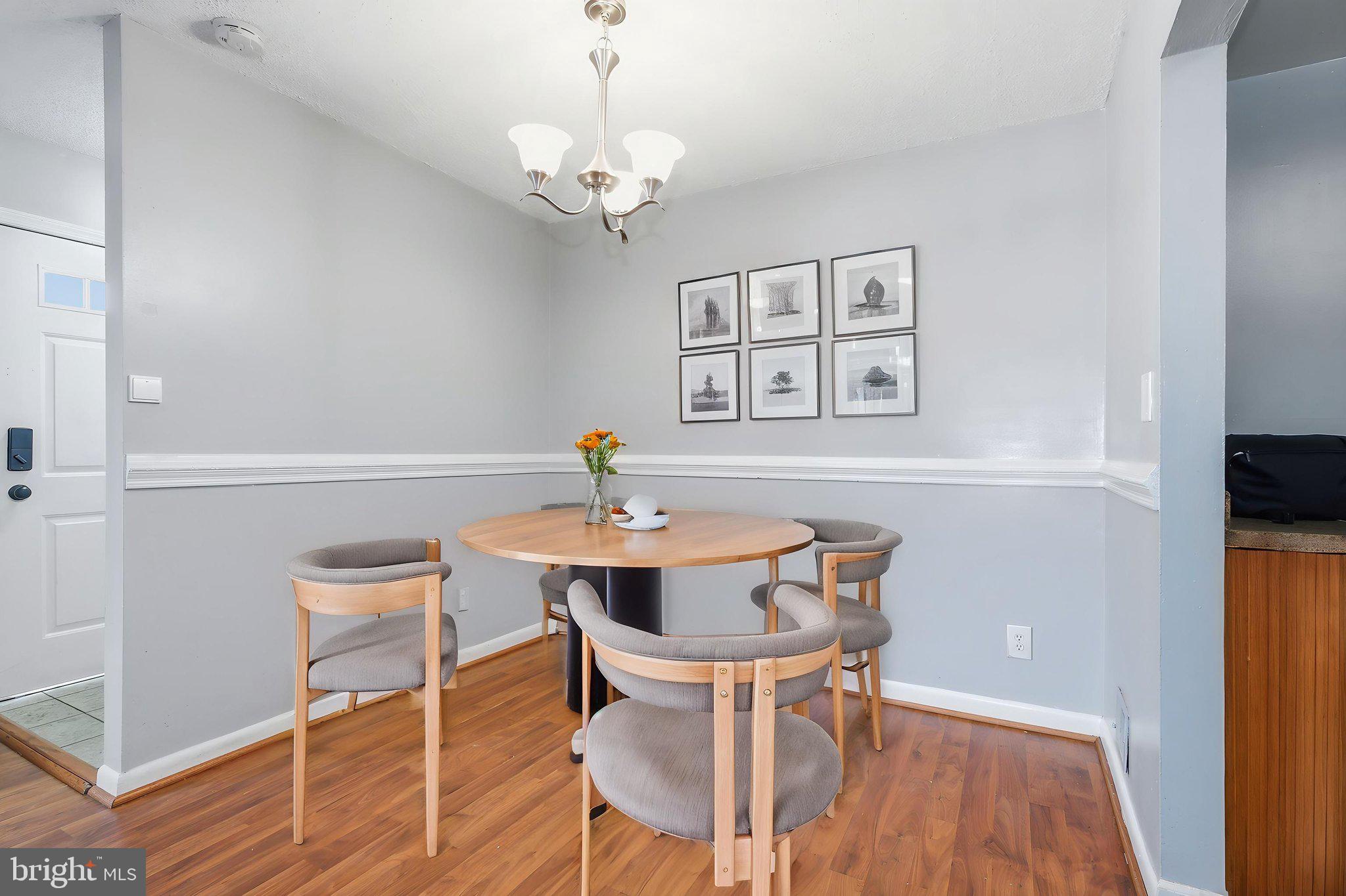 WHISKEY BOTTOM - Residential