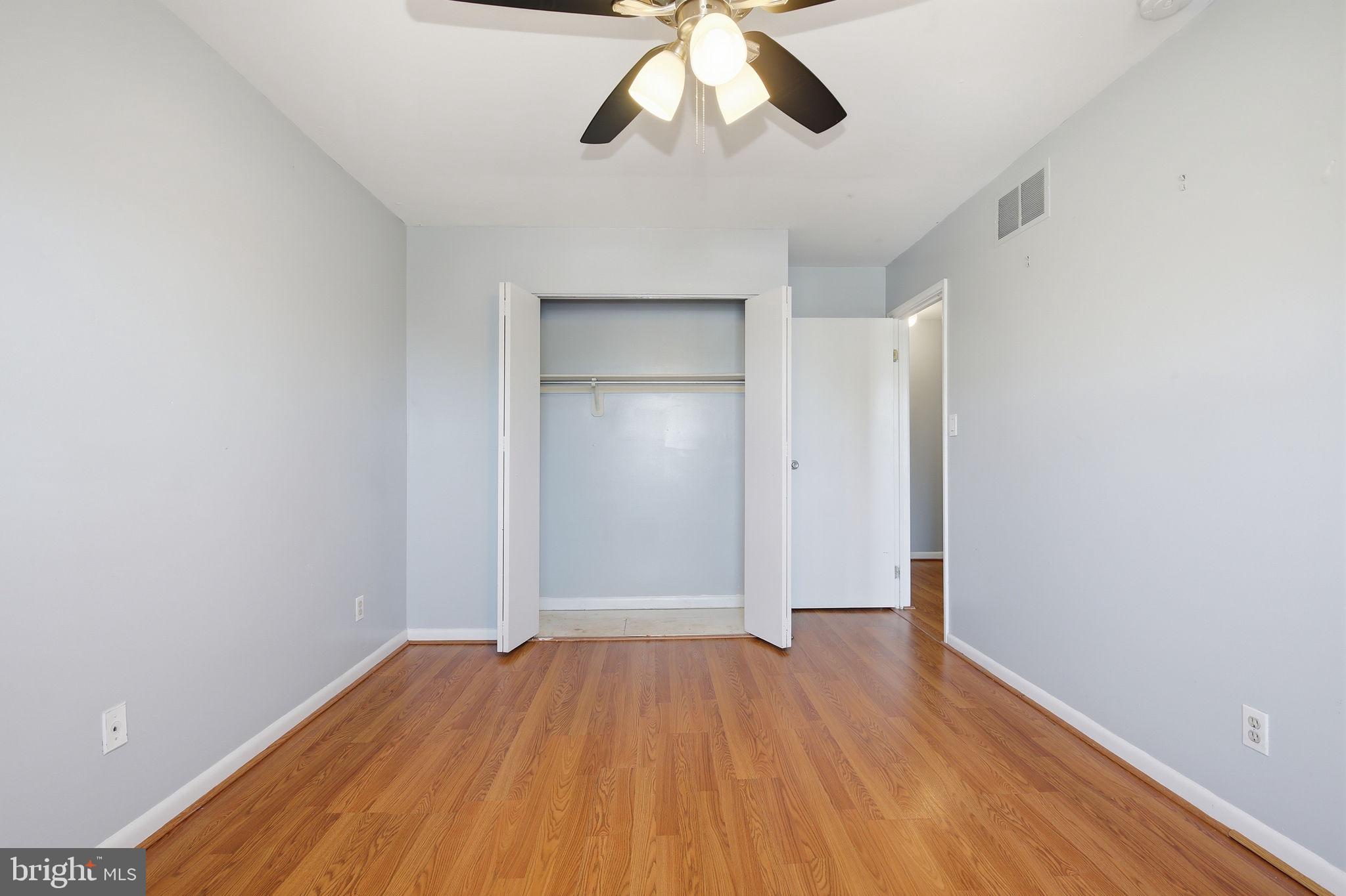 WHISKEY BOTTOM - Residential