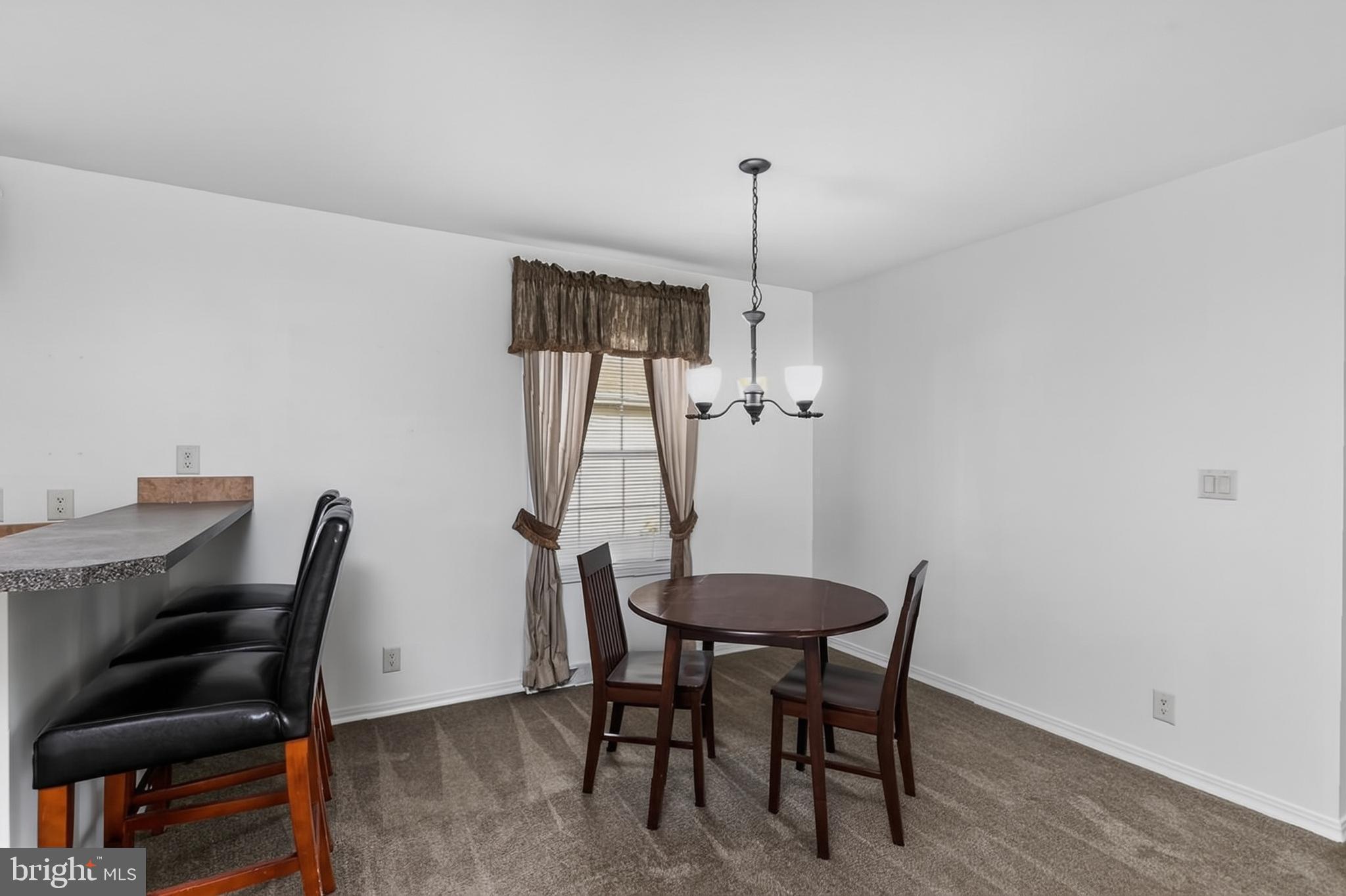 MEADOWS OF CHANTILLY - Residential