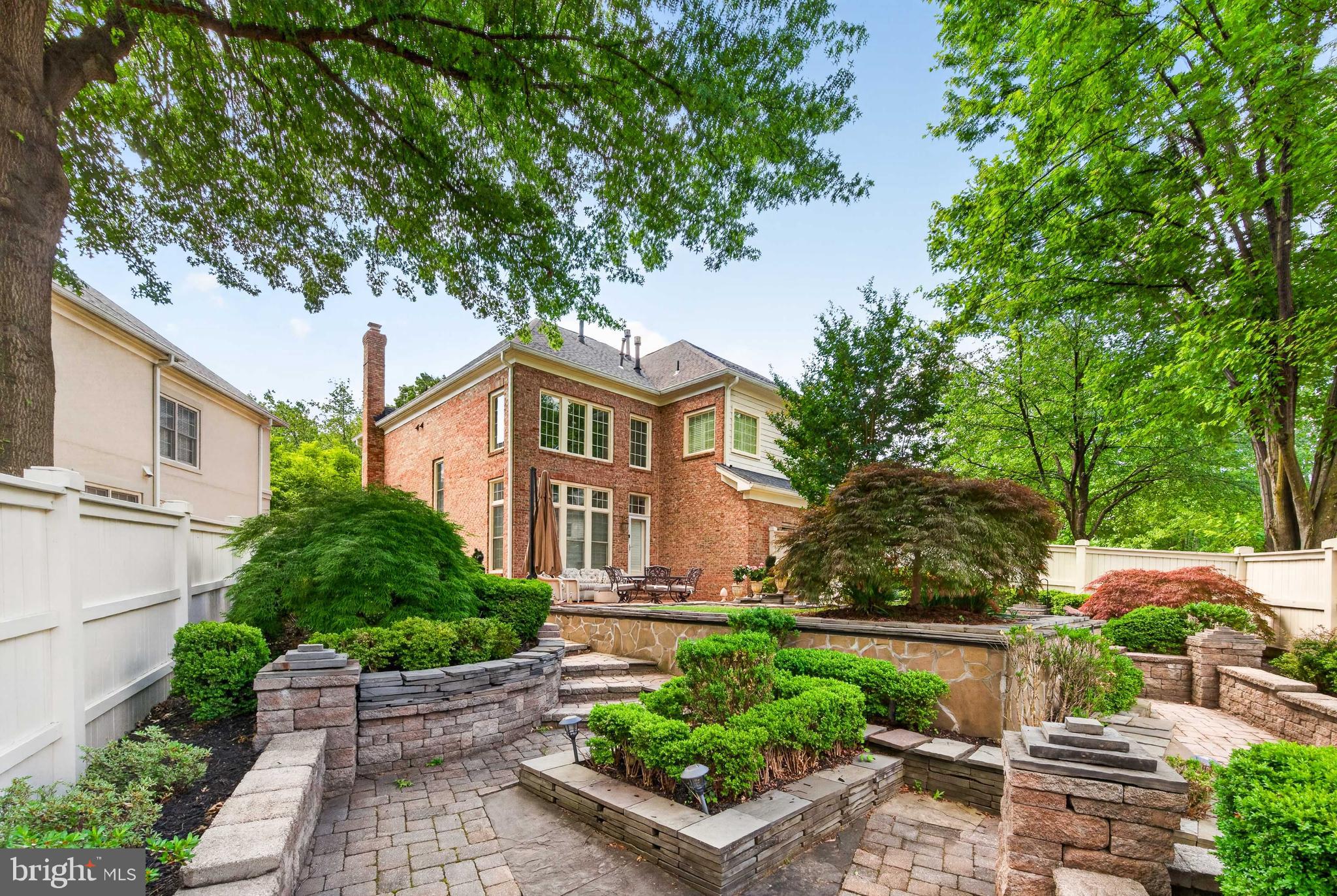 FARRCROFT - Residential