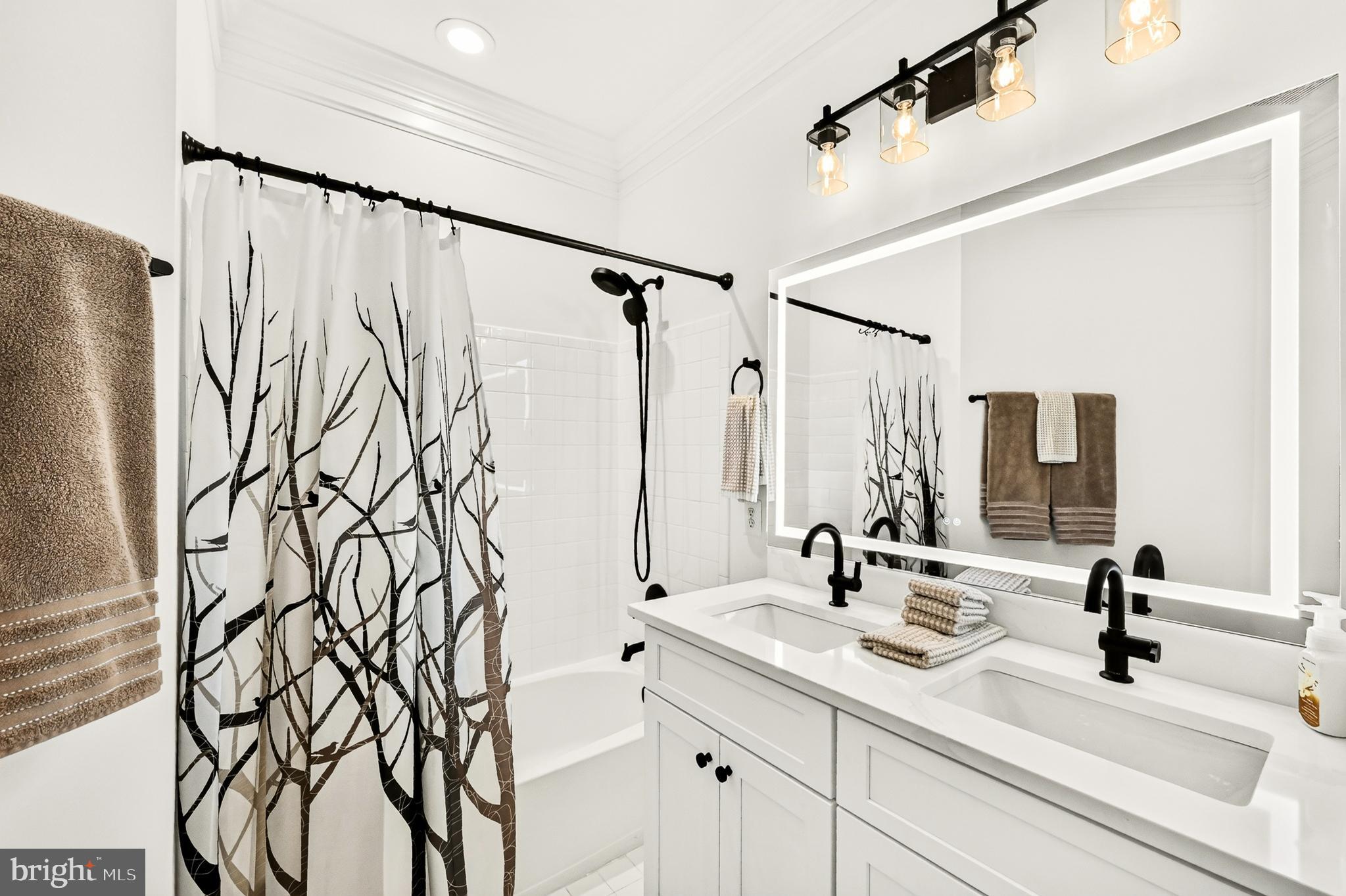 FARRCROFT - Residential