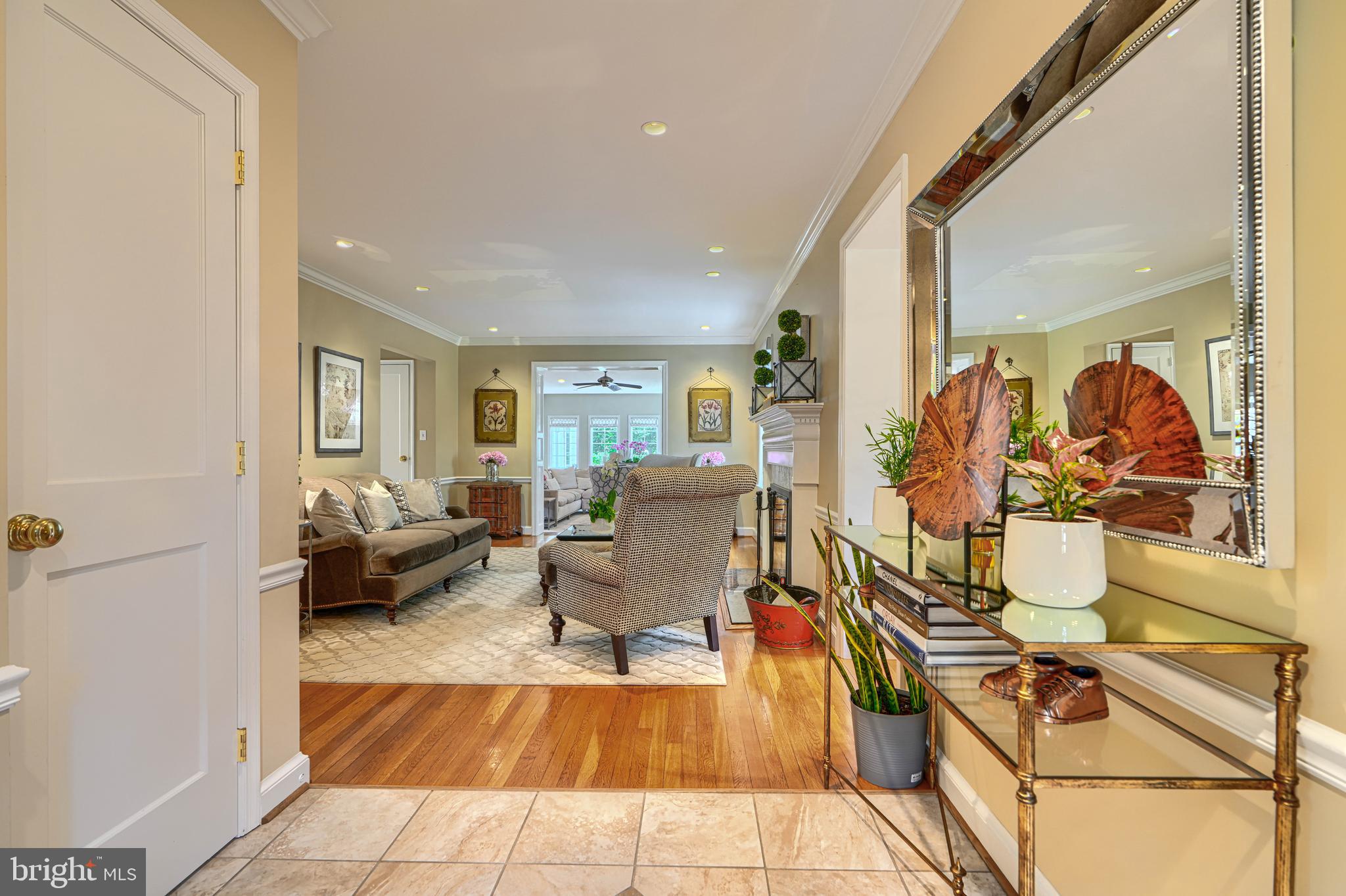 GREENWICH FOREST - Residential