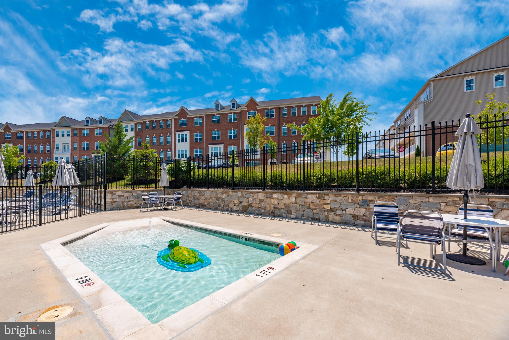 WESTVIEW SOUTH - Residential