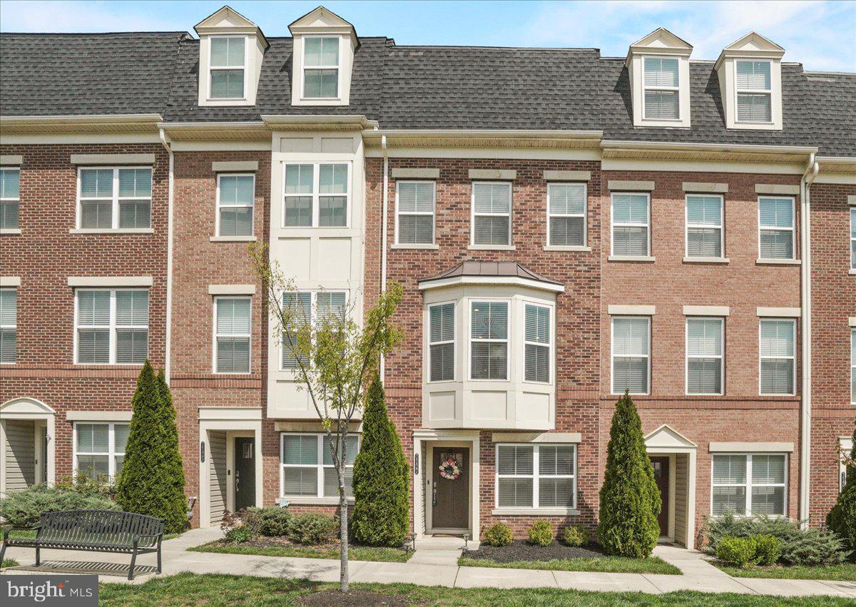 WESTVIEW SOUTH - Residential