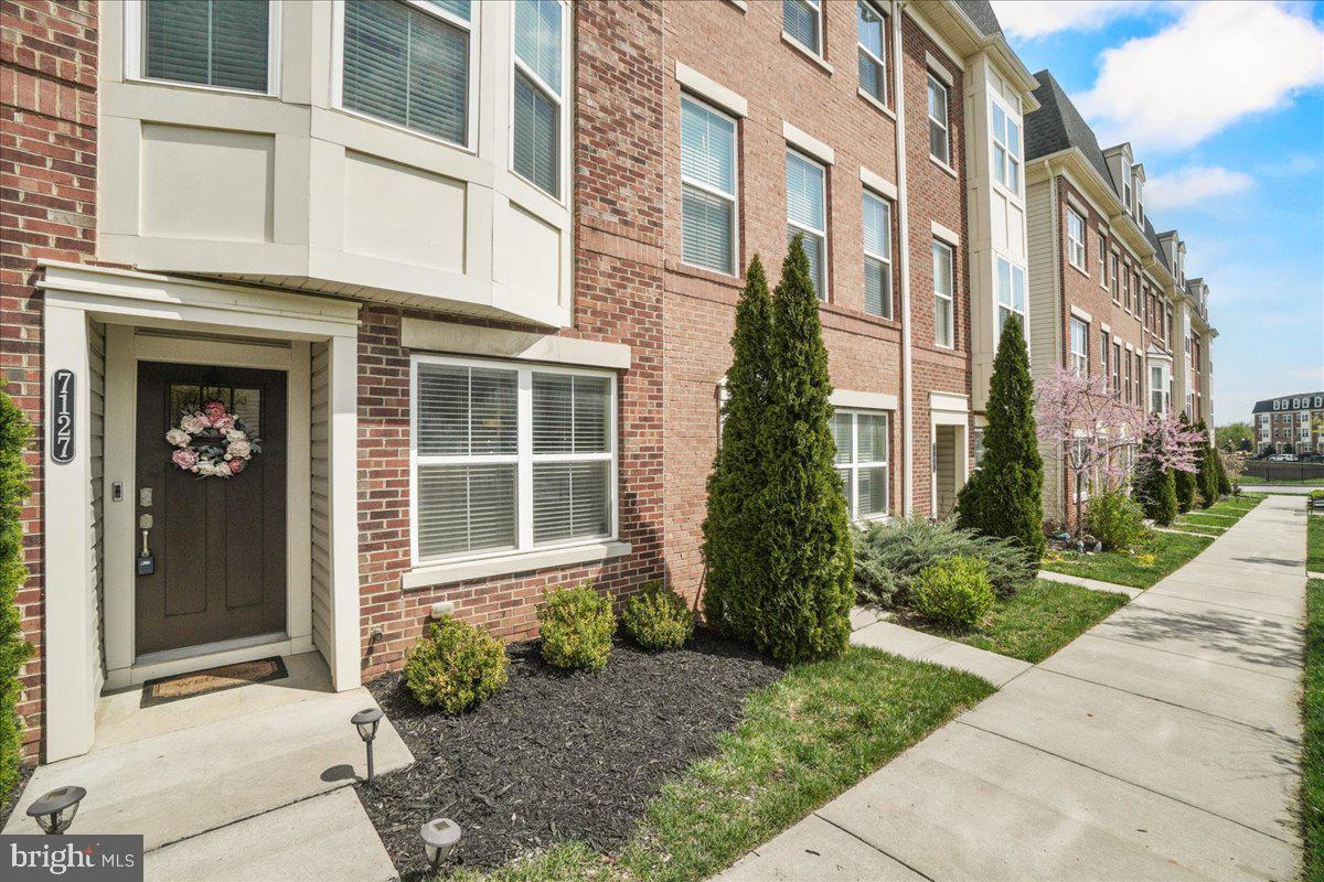 WESTVIEW SOUTH - Residential