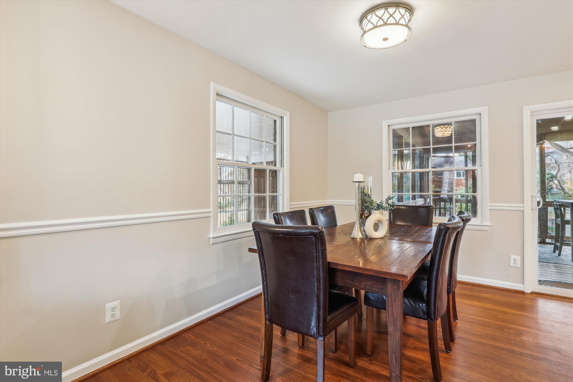 CRESCENT HILLS - Residential
