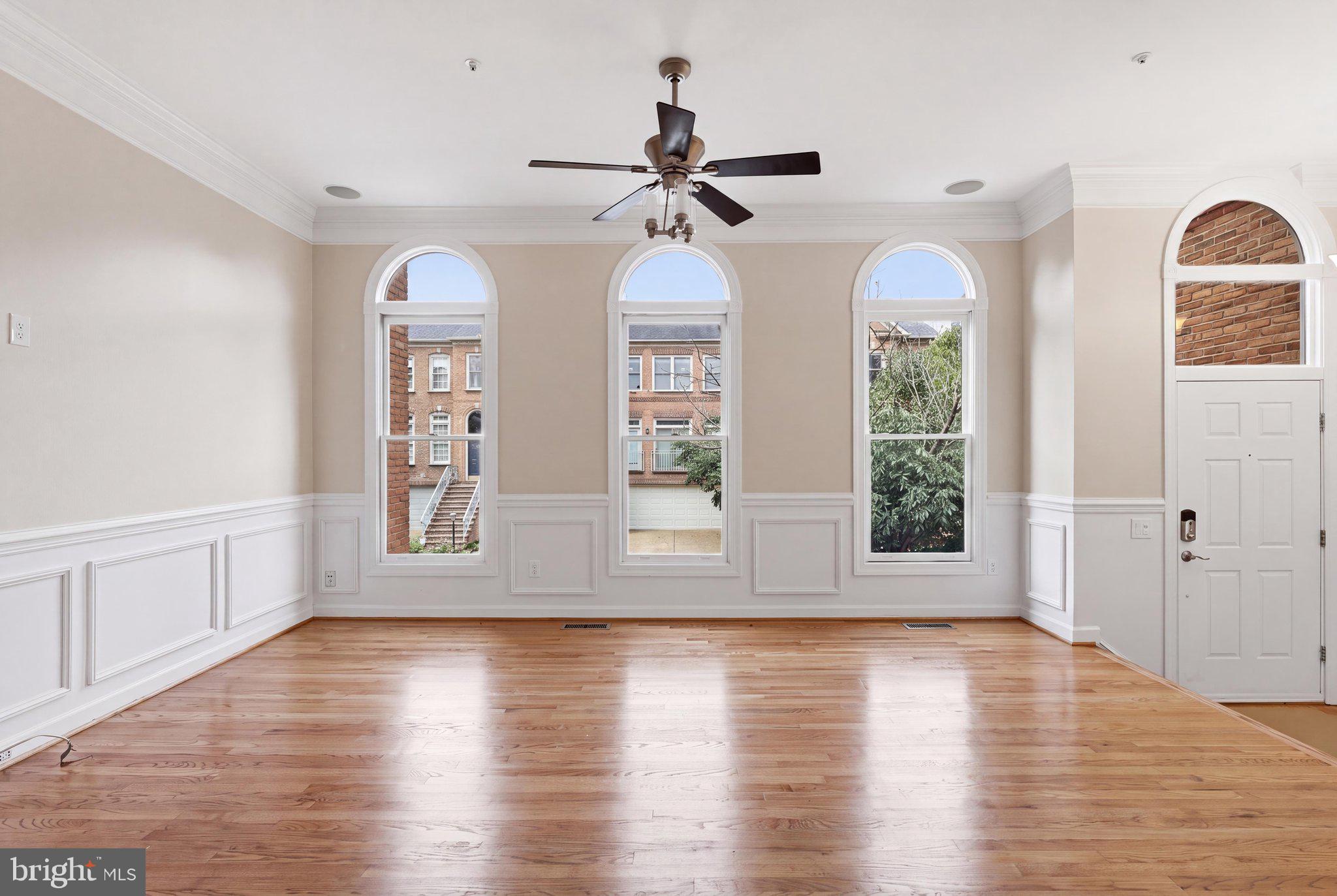 AMBERWOOD - Residential