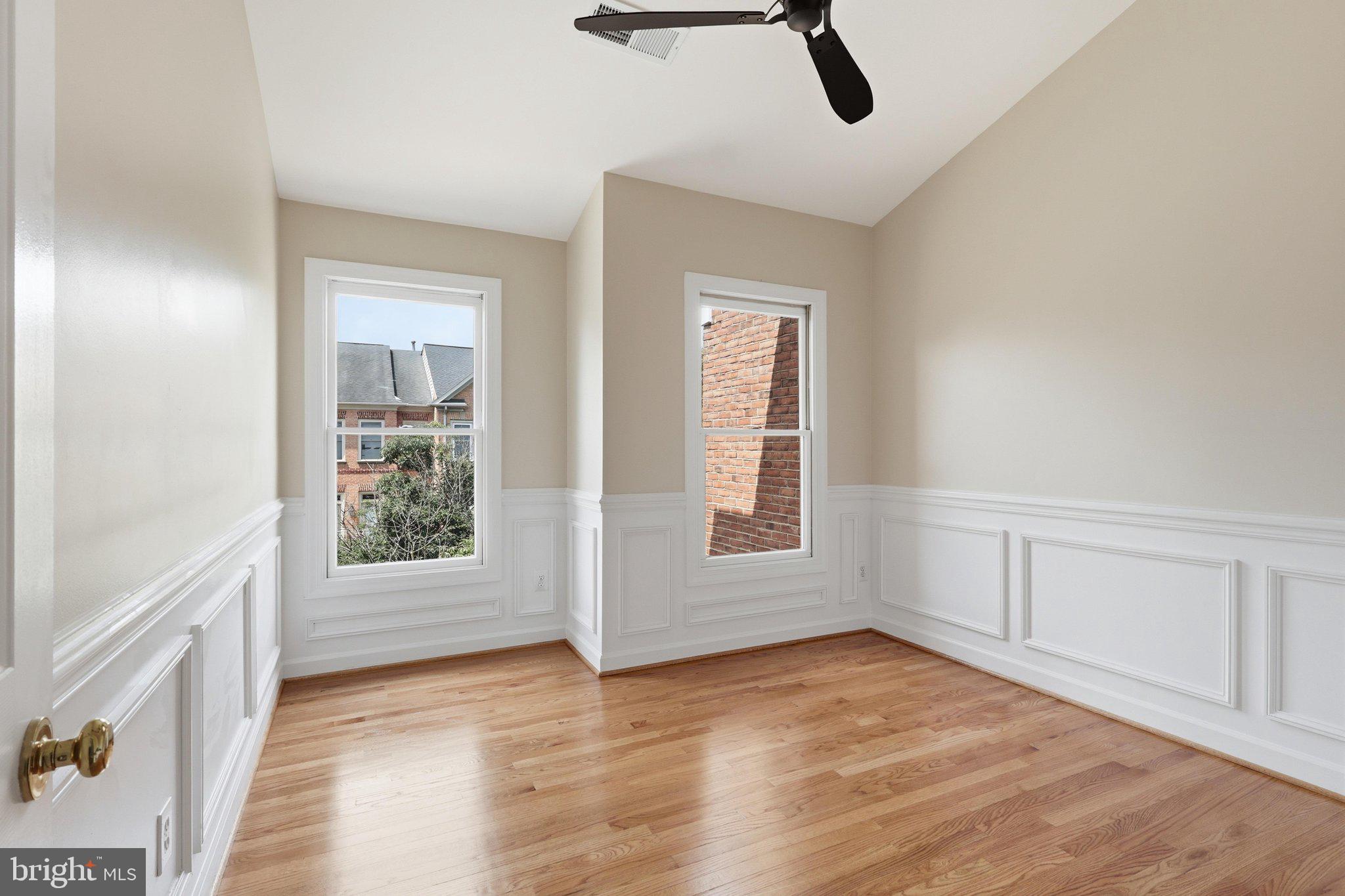 AMBERWOOD - Residential
