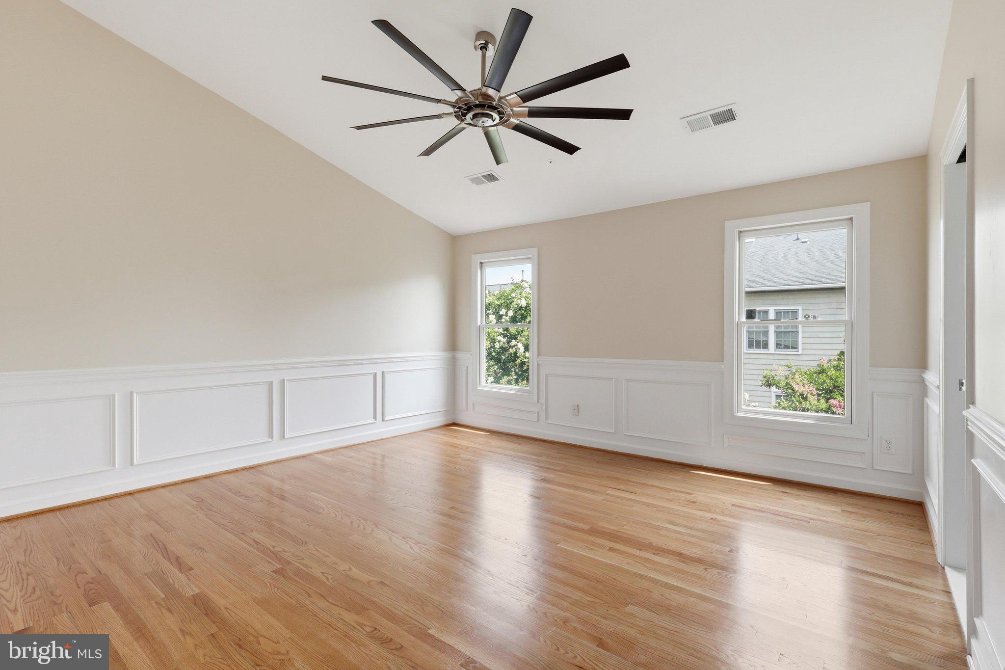 AMBERWOOD - Residential