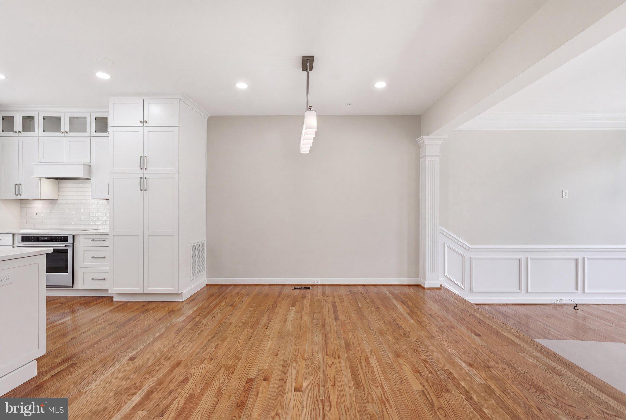 AMBERWOOD - Residential