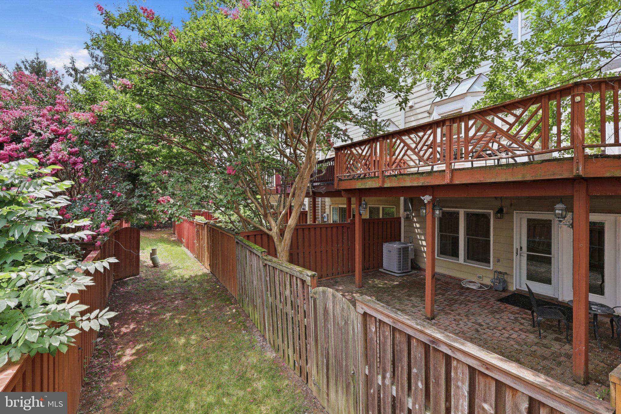 AMBERWOOD - Residential