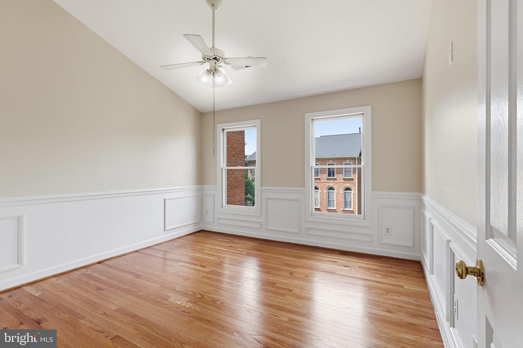 AMBERWOOD - Residential