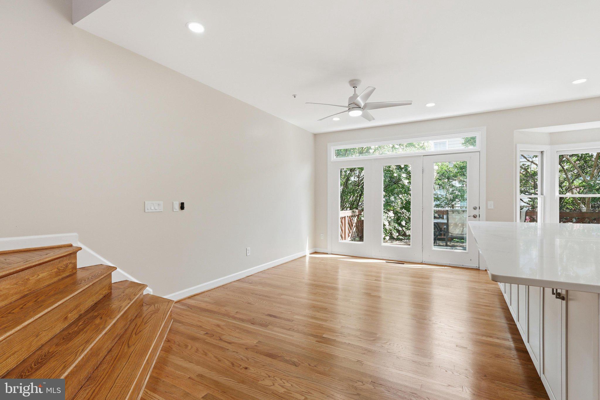 AMBERWOOD - Residential