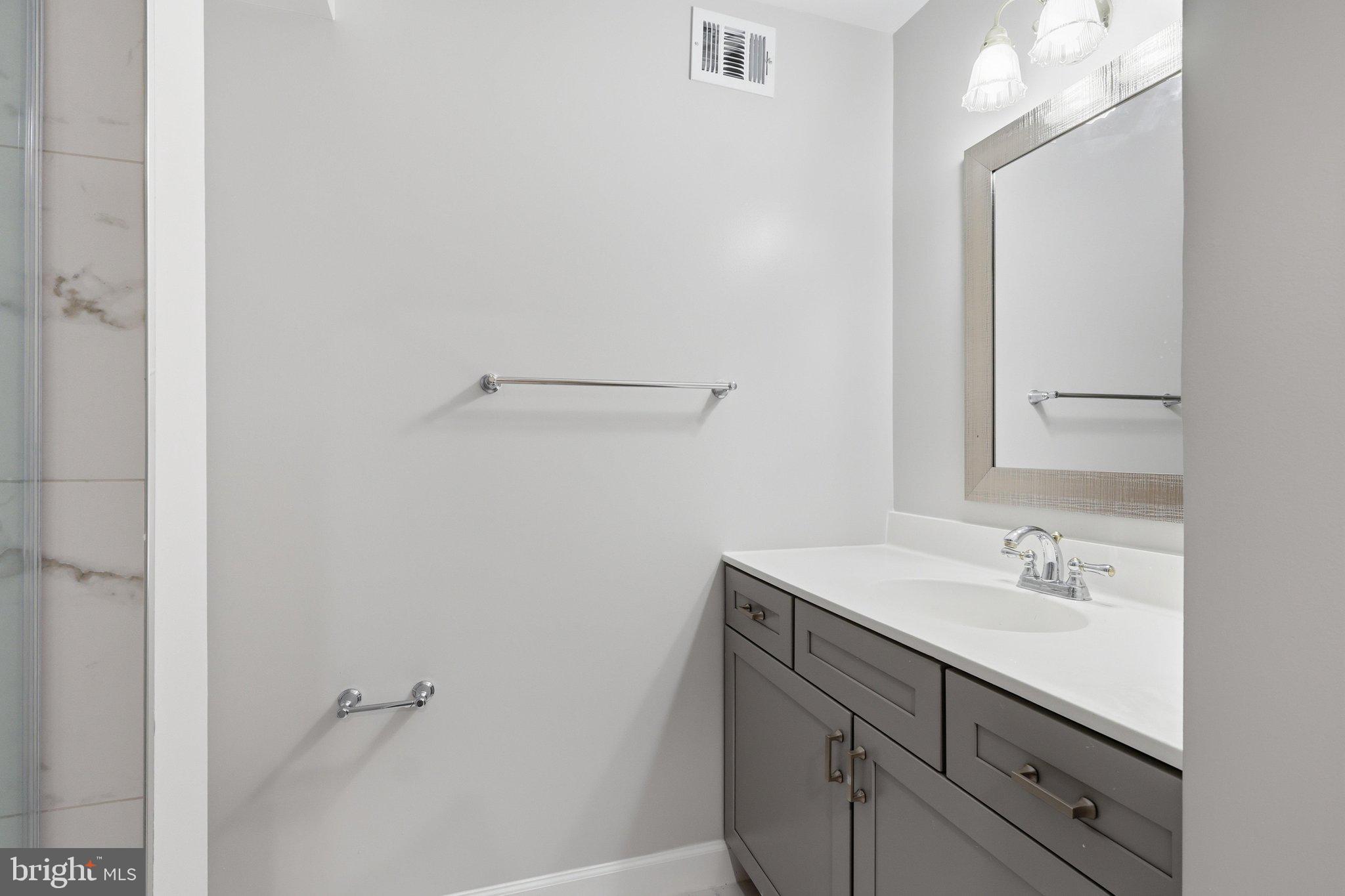 AMBERWOOD - Residential
