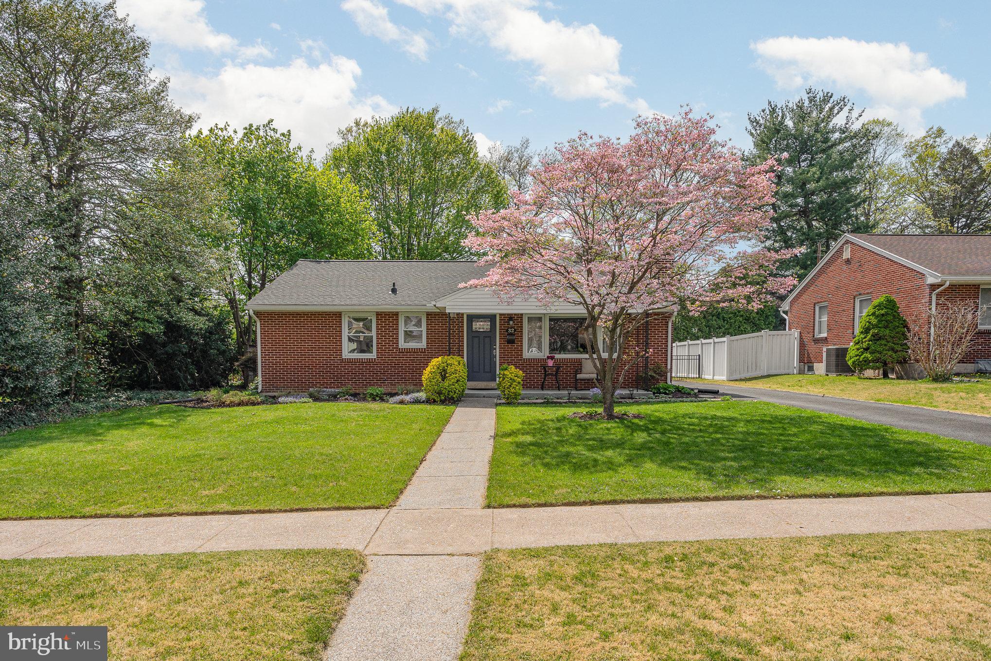 Welcome to this well cared for and updated all brick ranch that is extremely convenient to local amenities.  Inside recent updates include plenty of built-ins,  quartz kitchen counters, Silgranit sink, soft close drawers, stainless appliances, recessed lighting and luxury vinyl plank flooring. Outside you’ll find a paved driveway, covered front porch and spacious patio out back for those summertime gatherings.  The roof has been replaced in 2022 and boast a transferable warranty for the new owner!  A repointed and capped chimney round out a few of the improvements on this move-in ready ranch with all appliances included.  Schedule your private showing today and see if Oak Ave could be your next new home!