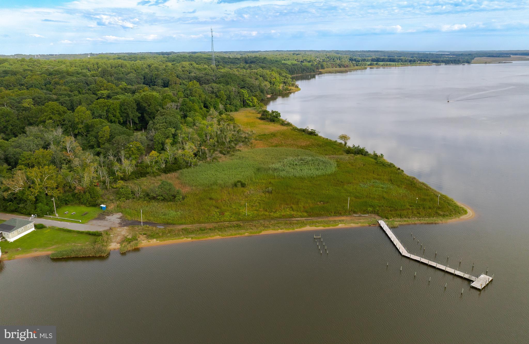 EAGLE HARBOR - Residential