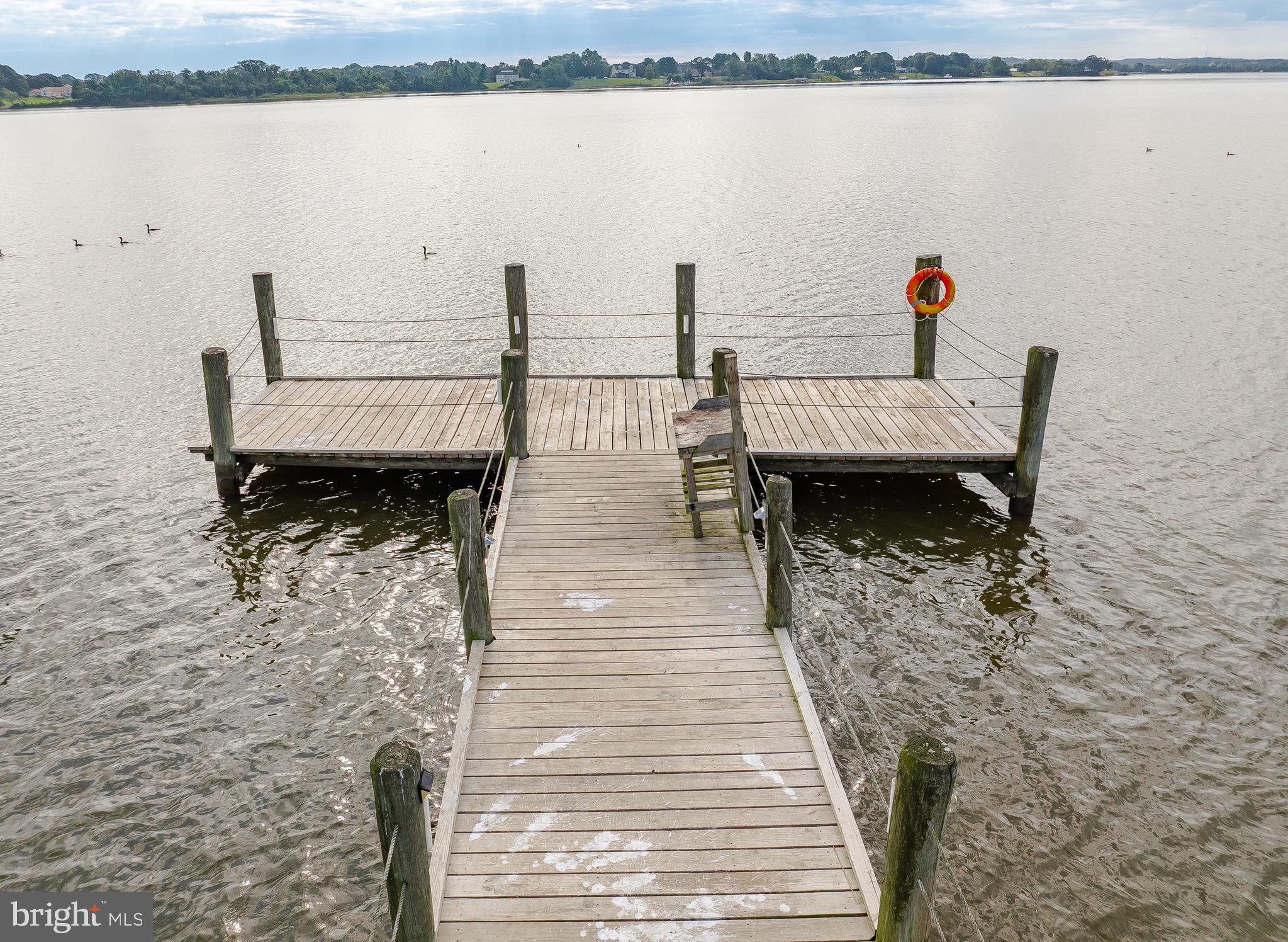 EAGLE HARBOR - Residential