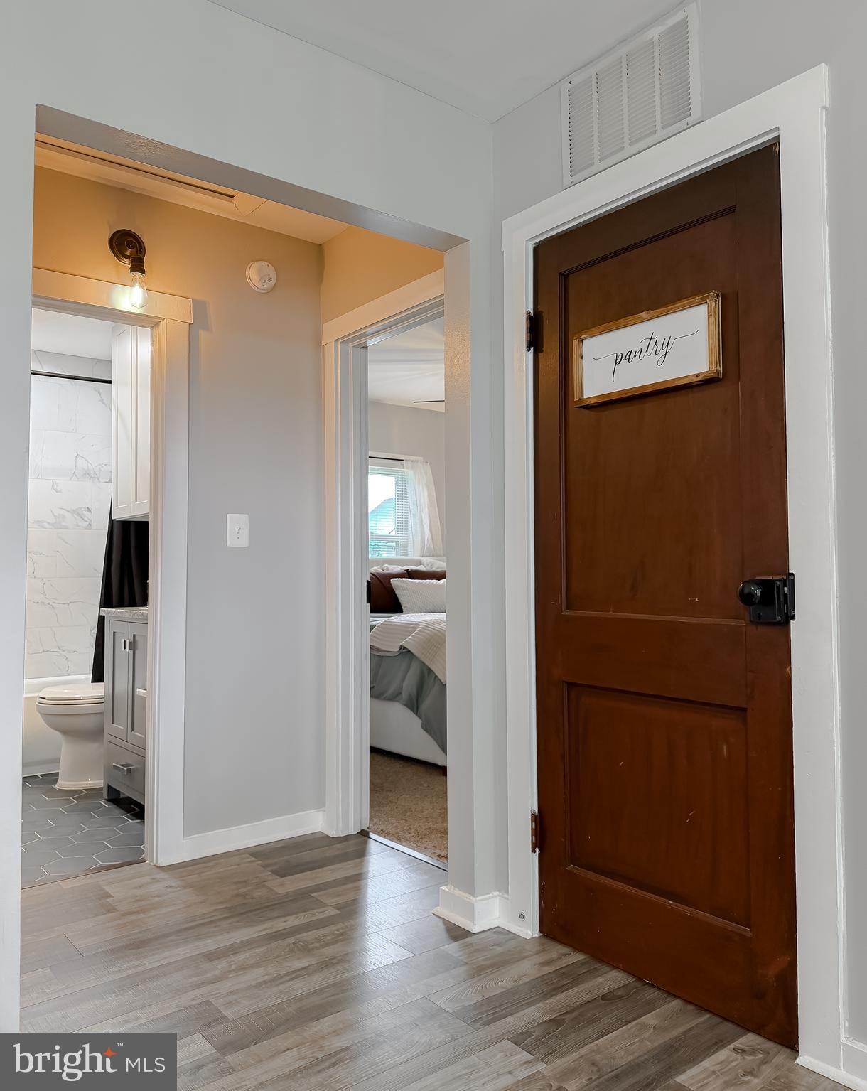 EAGLE HARBOR - Residential