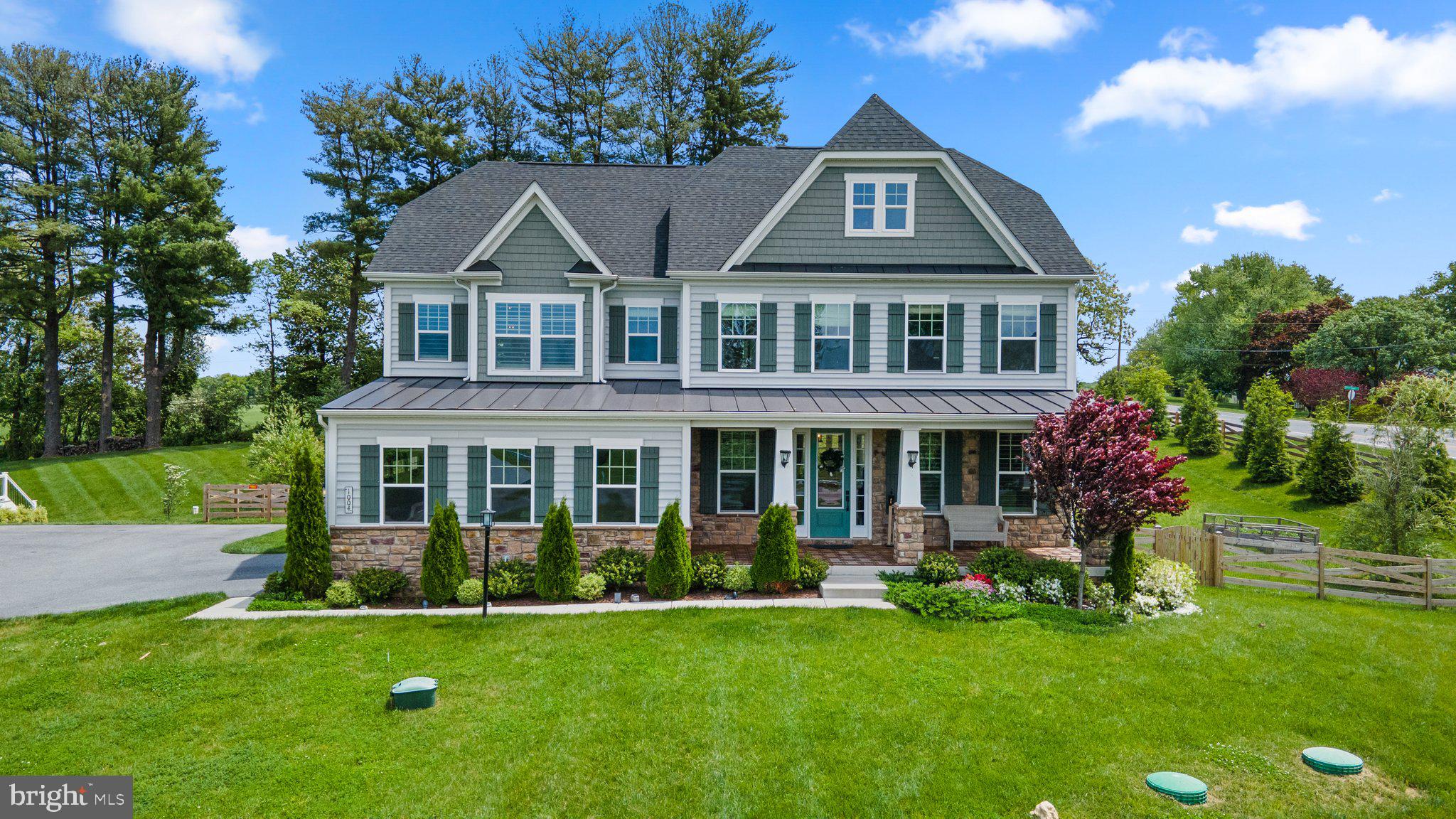 FAIRLANE FARM - Residential