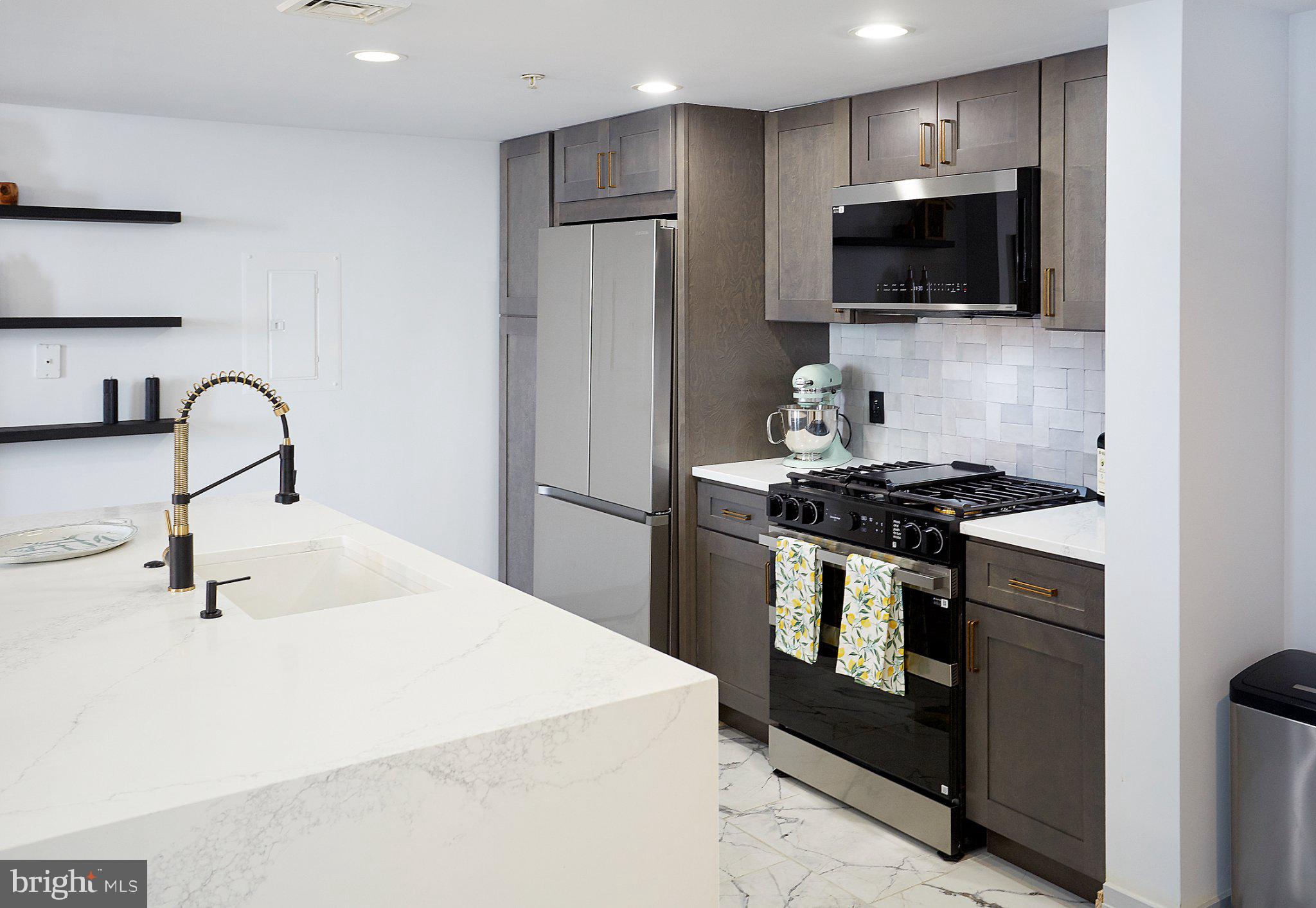 INNER HARBOR - Residential