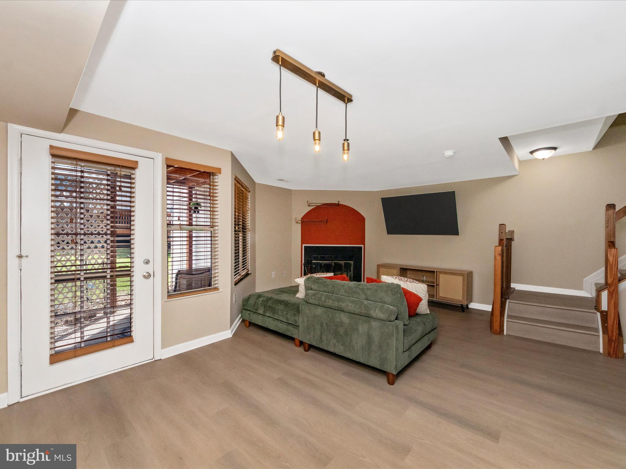 RIVERCHASE CONDOS - Residential