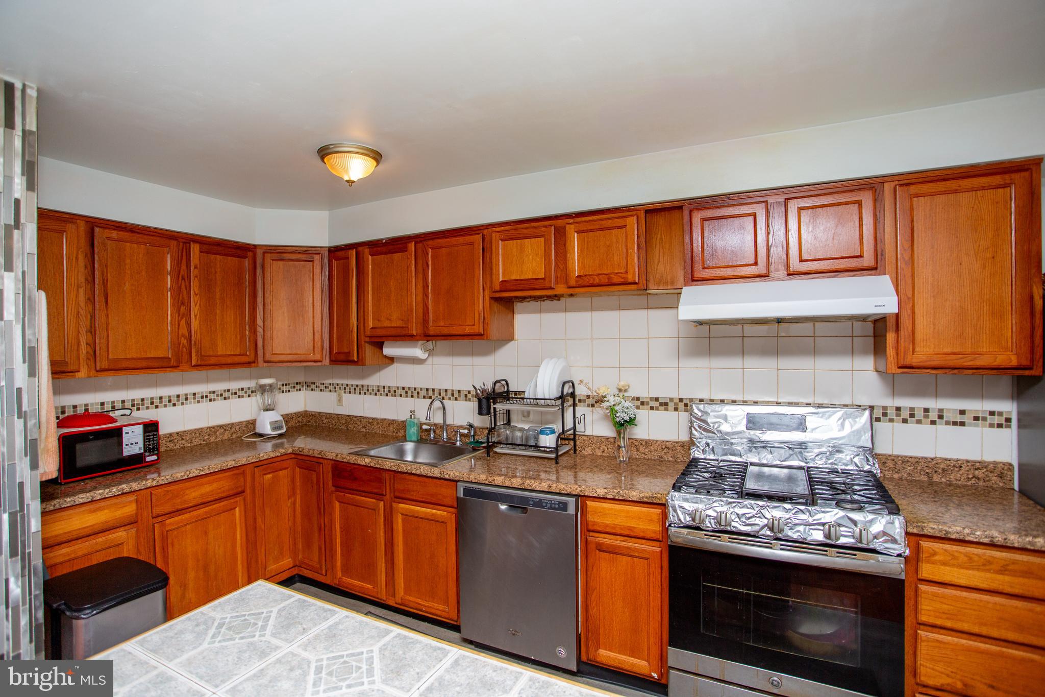 WEDGEWOOD - Residential