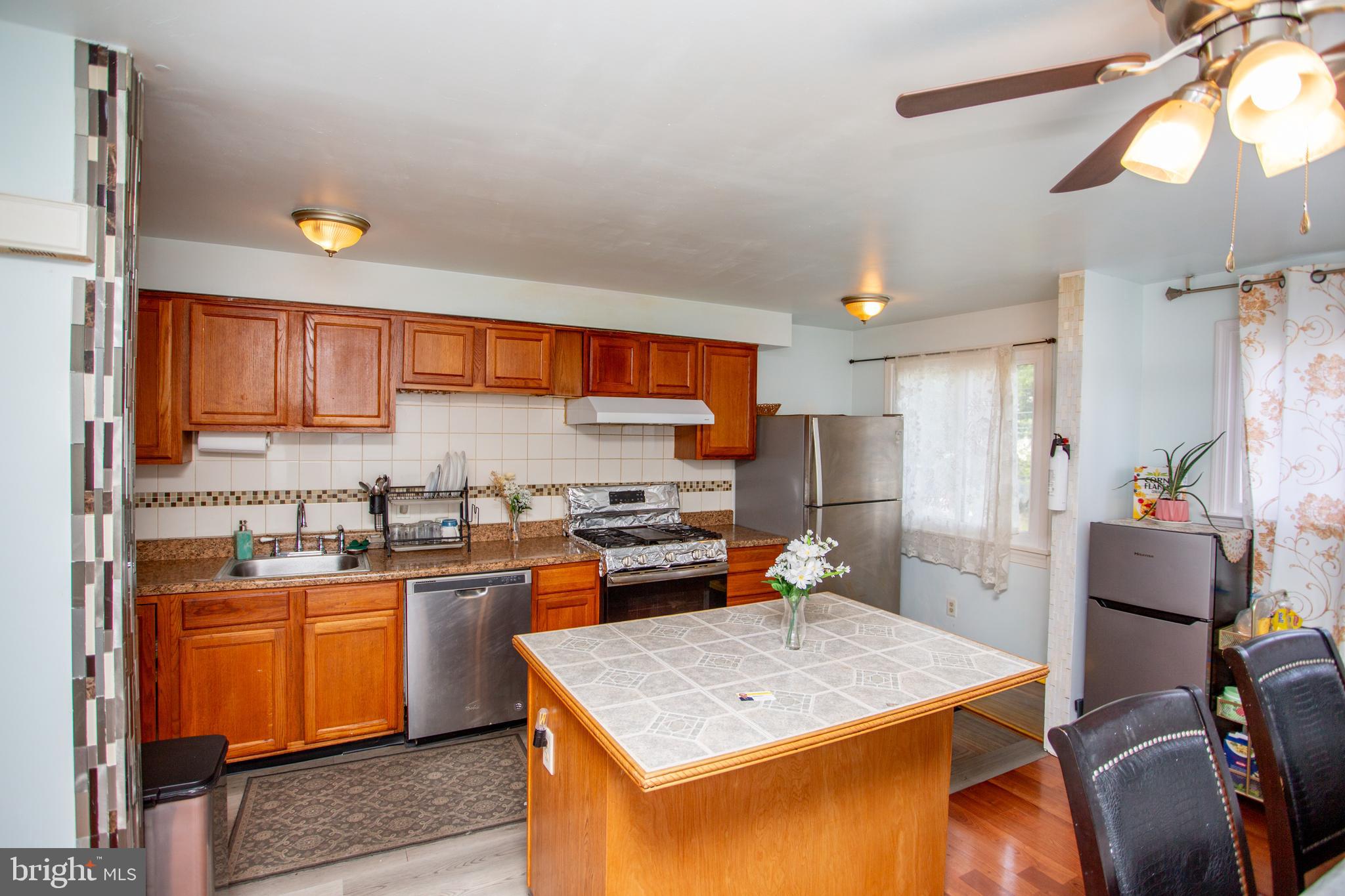 WEDGEWOOD - Residential