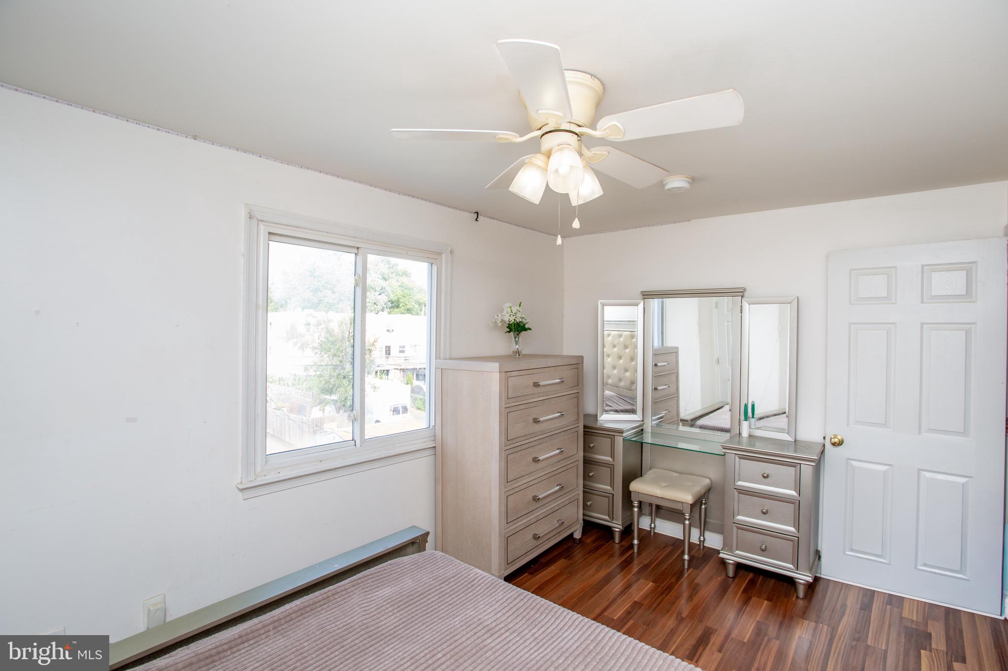 WEDGEWOOD - Residential