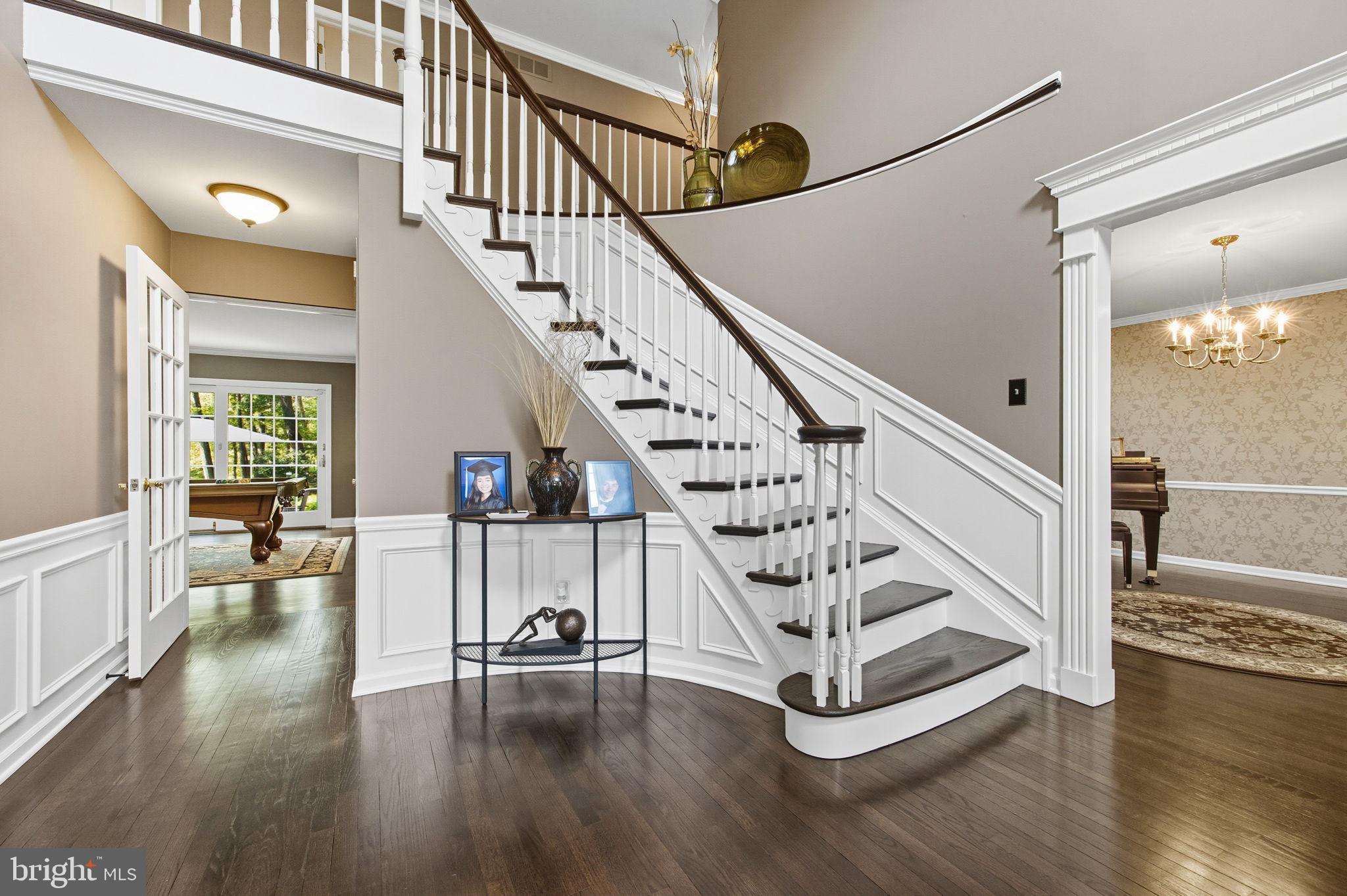 MAKEFIELD BROOK - Residential