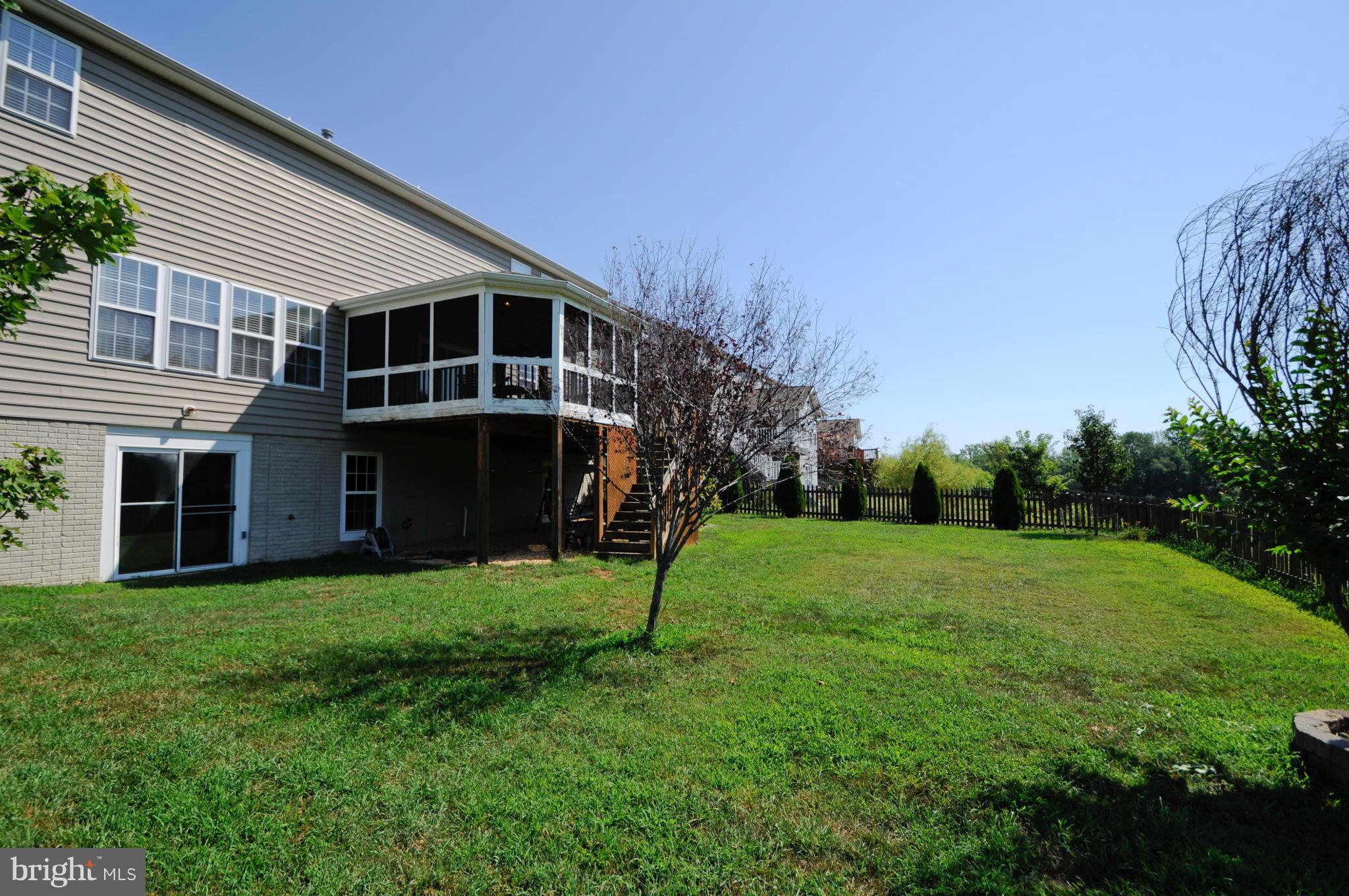 THE FALLS AT LEE'S PARKE - Residential