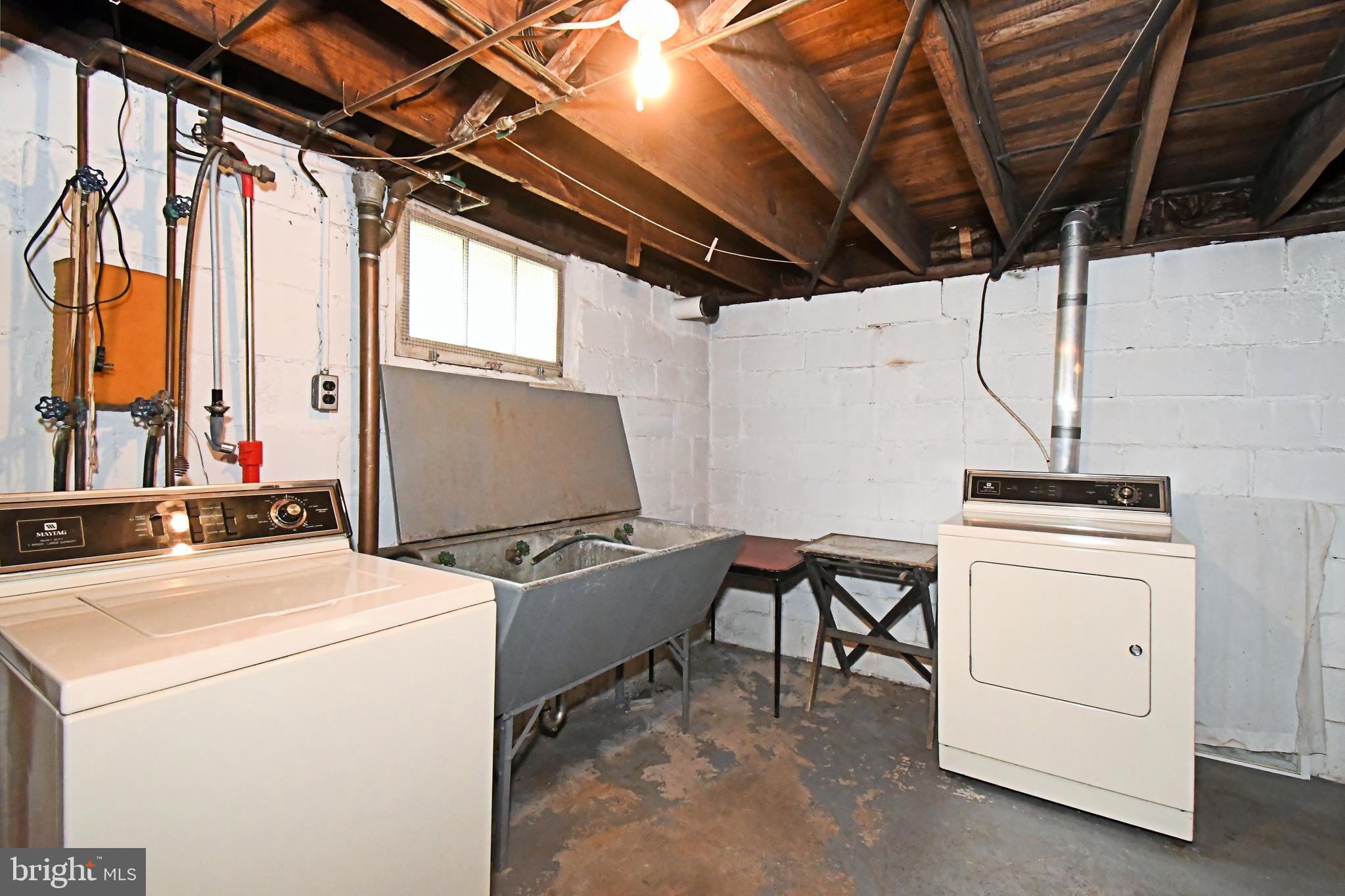 EAST ORELAND - Residential