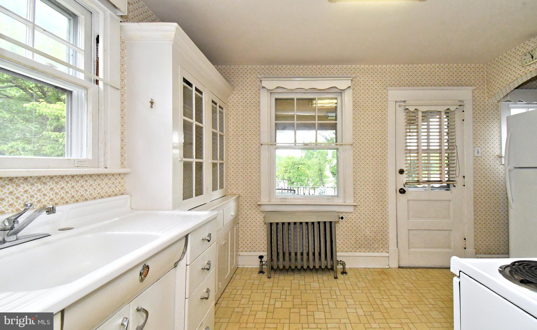 EAST ORELAND - Residential