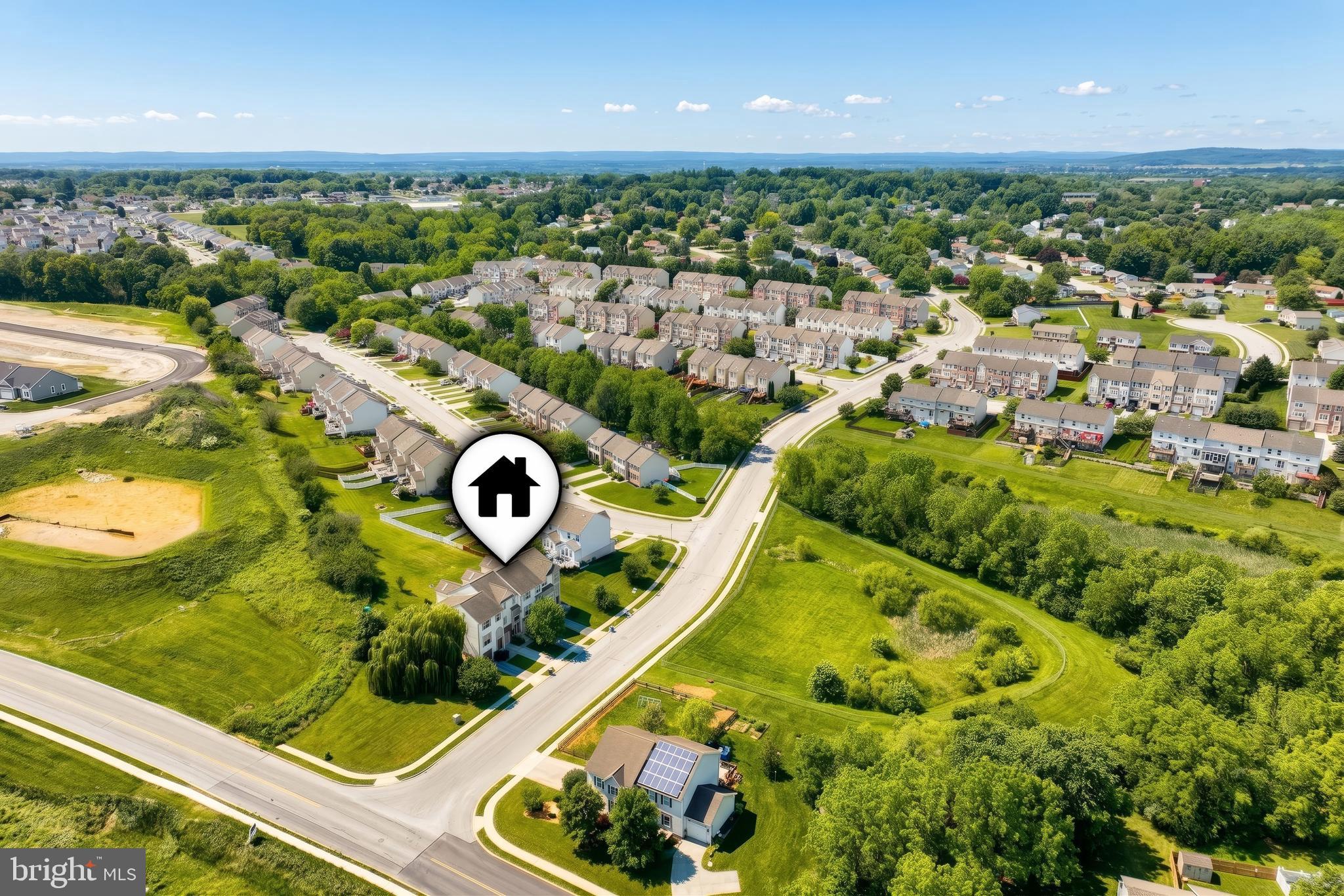 COLONIAL HILLS - Residential