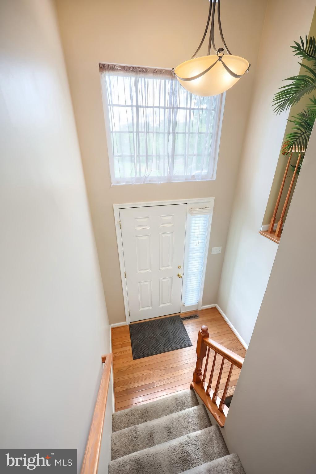 COLONIAL HILLS - Residential