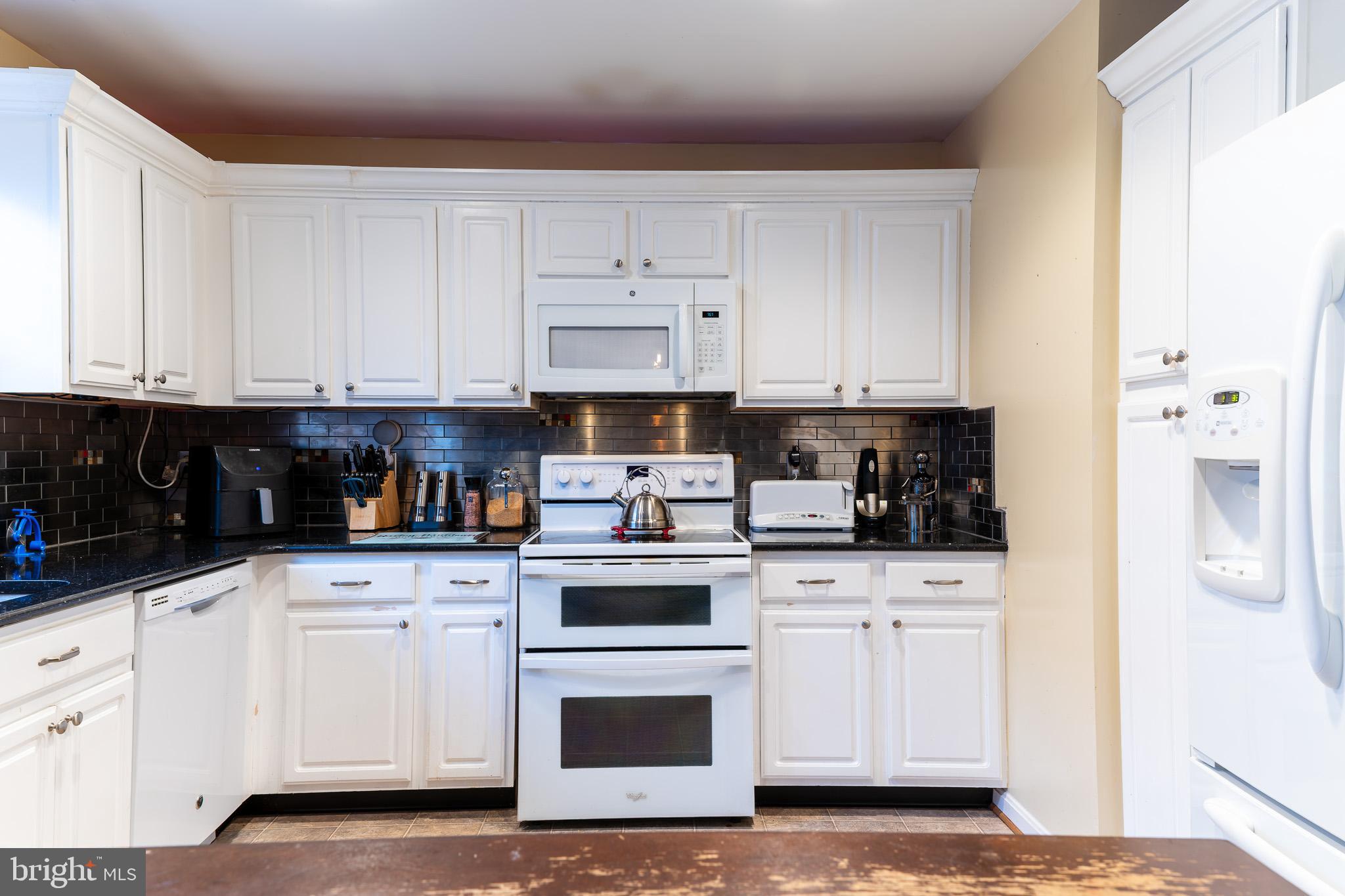 SYLVAN HEIGHTS PLAT 1> - Residential
