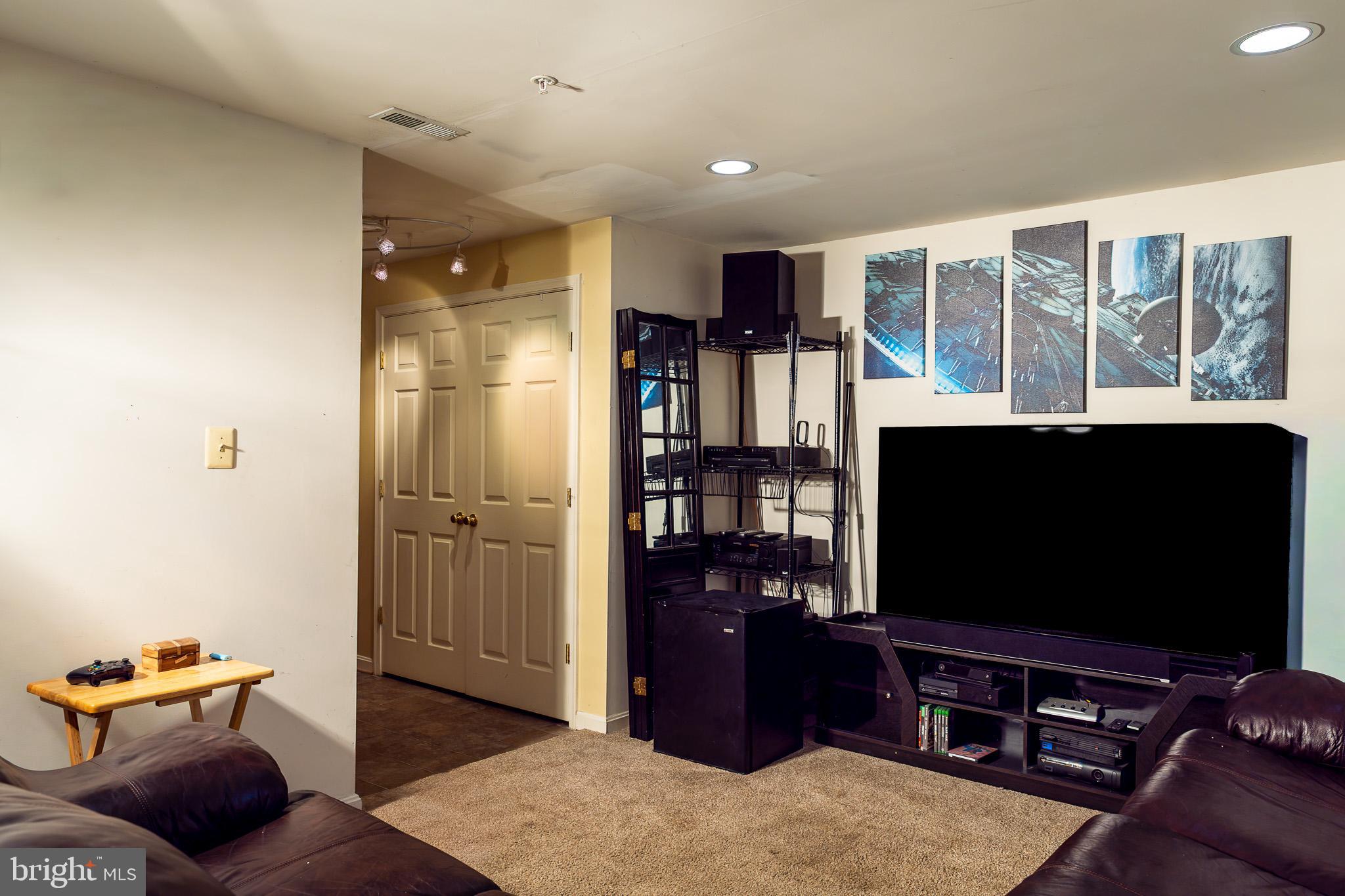 SYLVAN HEIGHTS PLAT 1> - Residential