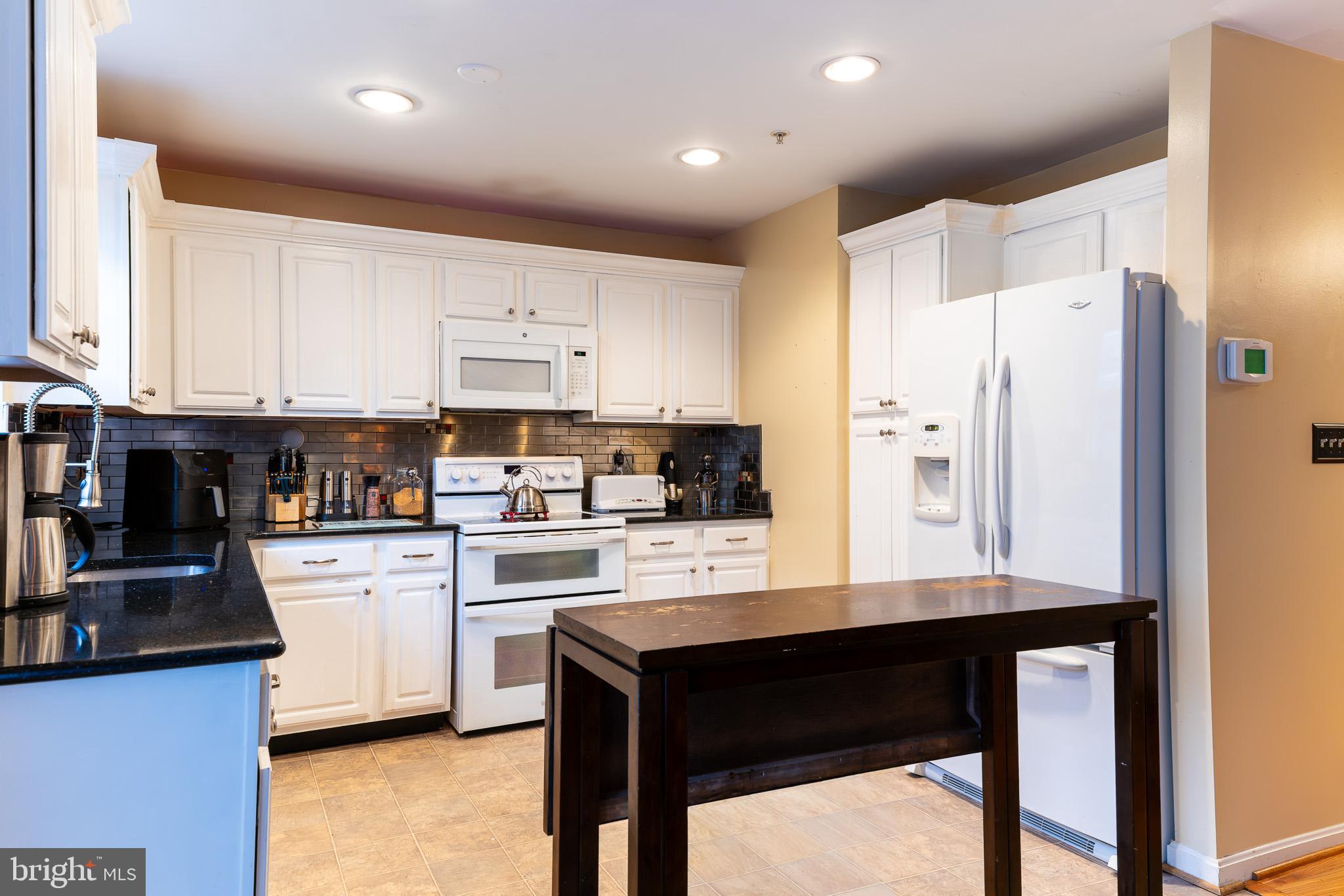 SYLVAN HEIGHTS PLAT 1> - Residential