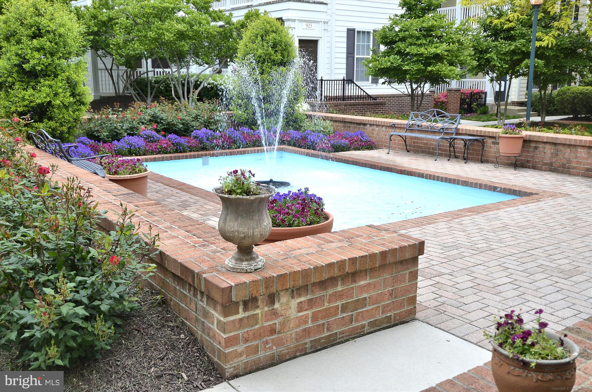 KING FARM WATKINS POND - Residential