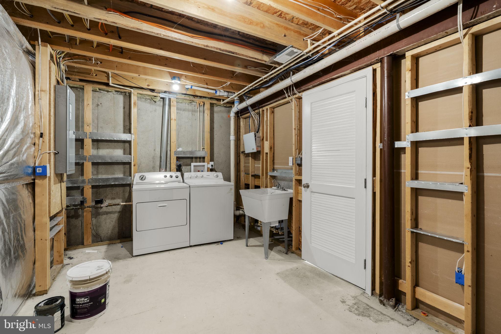 NORTHFIELD - Residential