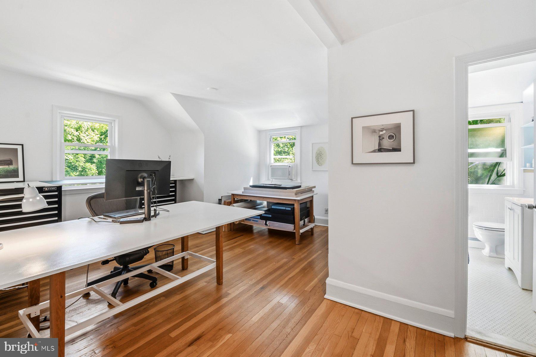 MOUNT WASHINGTON - Residential