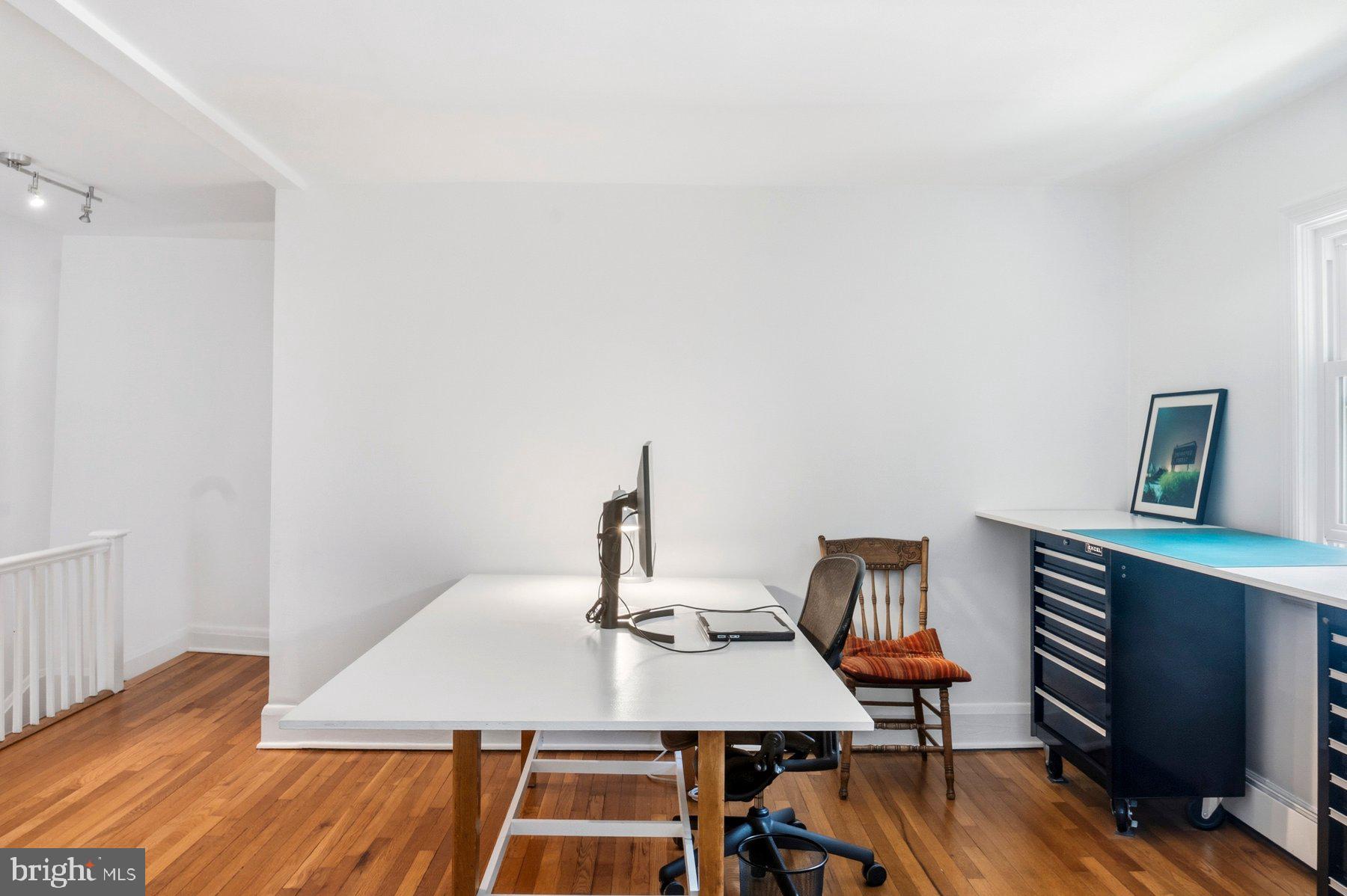 MOUNT WASHINGTON - Residential