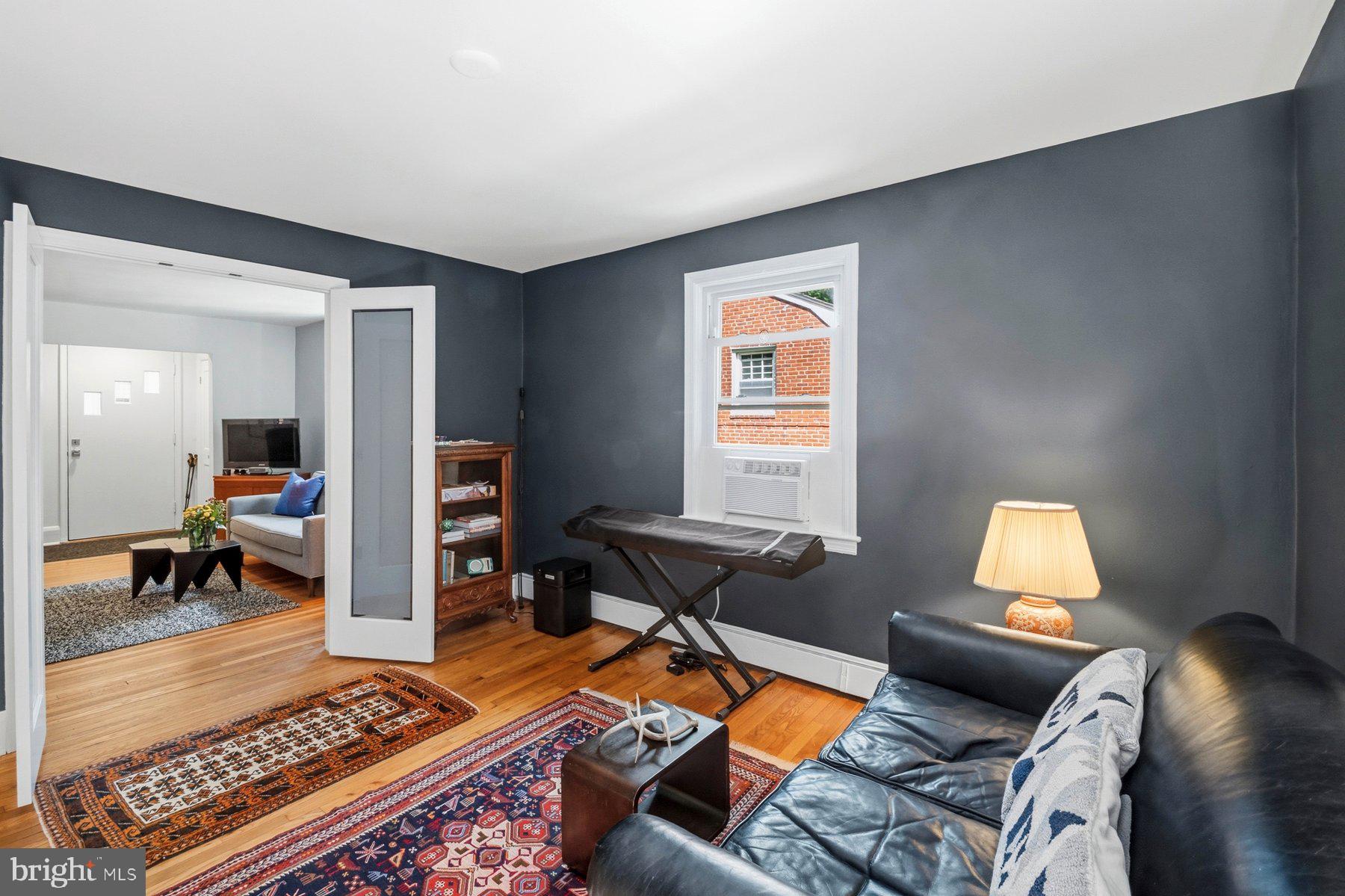 MOUNT WASHINGTON - Residential
