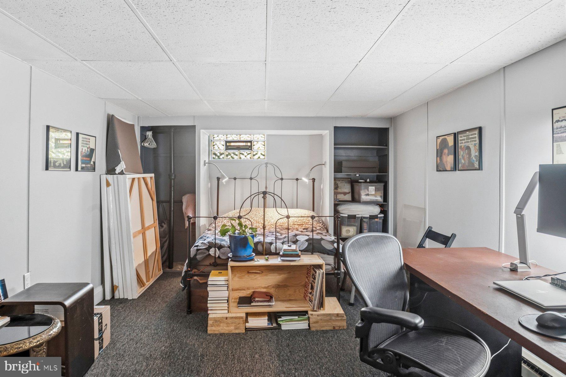 MOUNT WASHINGTON - Residential