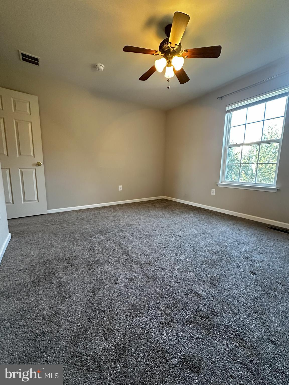 HUNT CLUB - Residential Lease