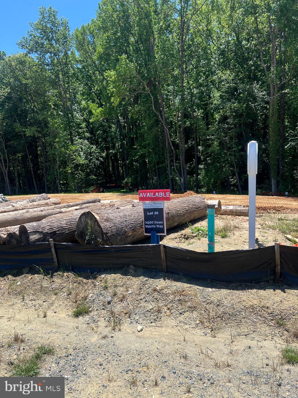 COLLINGTON ESTATES - Land