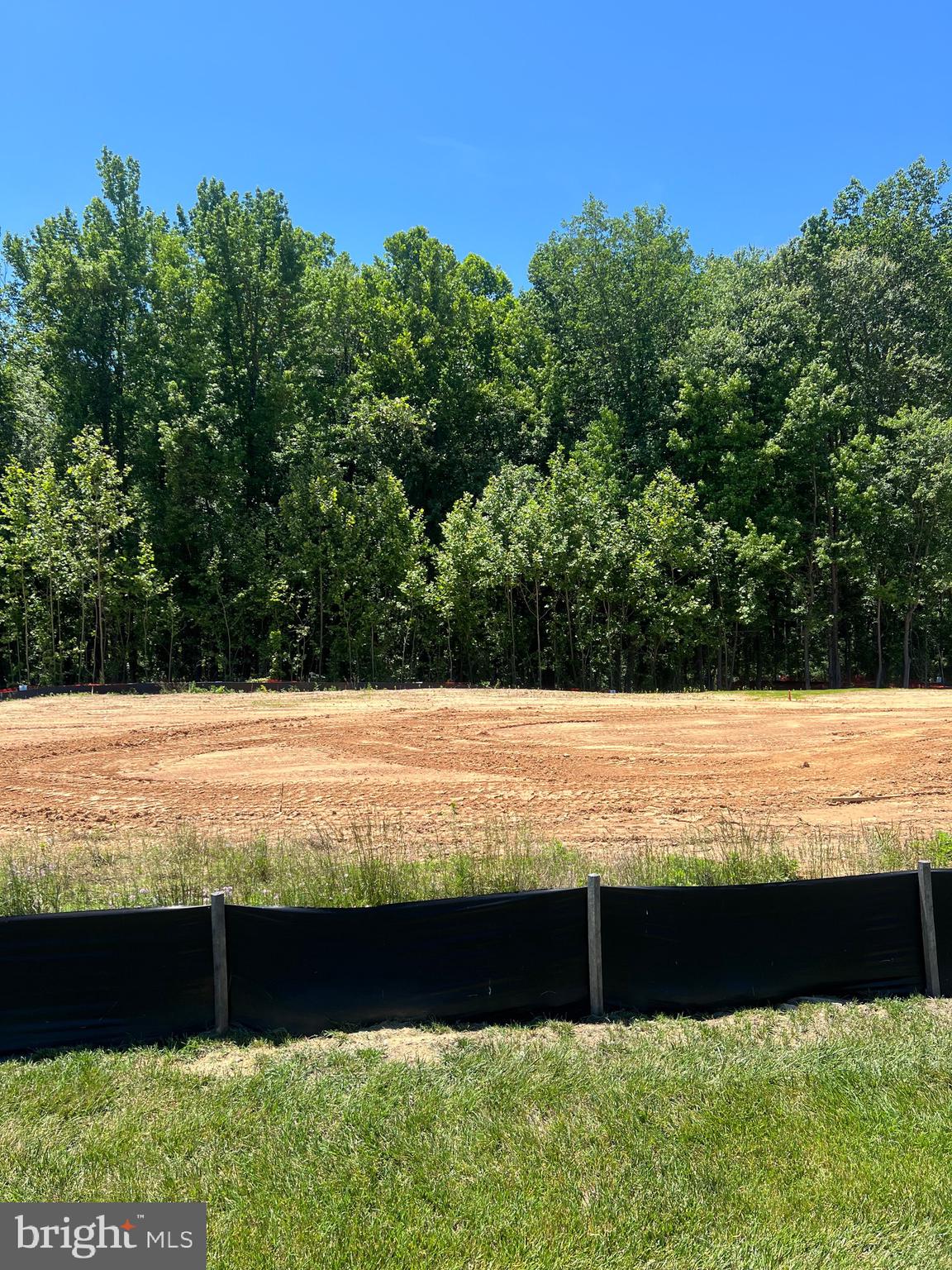 COLLINGTON ESTATES - Land