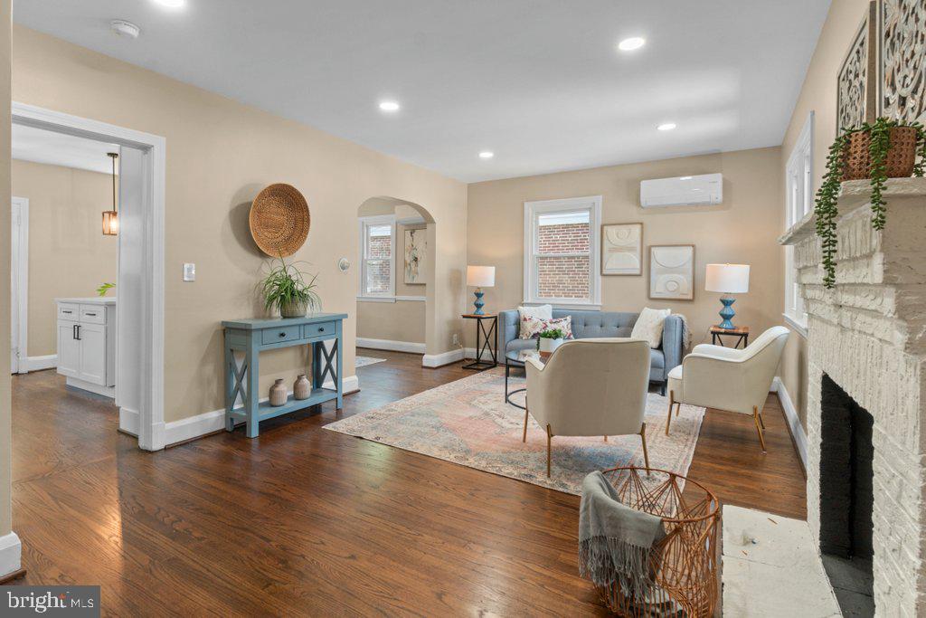 LINWOOD - Residential