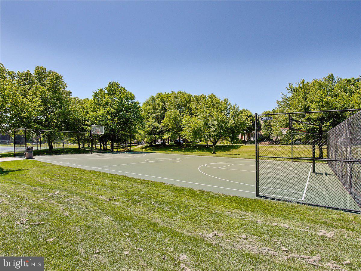 WHITTIER ECHO GLEN - Residential